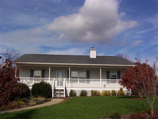 A picture of the property located at 111 ASHWOOD LN, ASHEVILLE NC 28803.