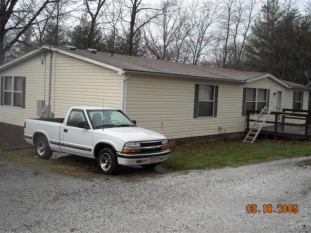 A picture of the property located at 26 WESTVIEW LN, ASHEVILLE NC 28803.