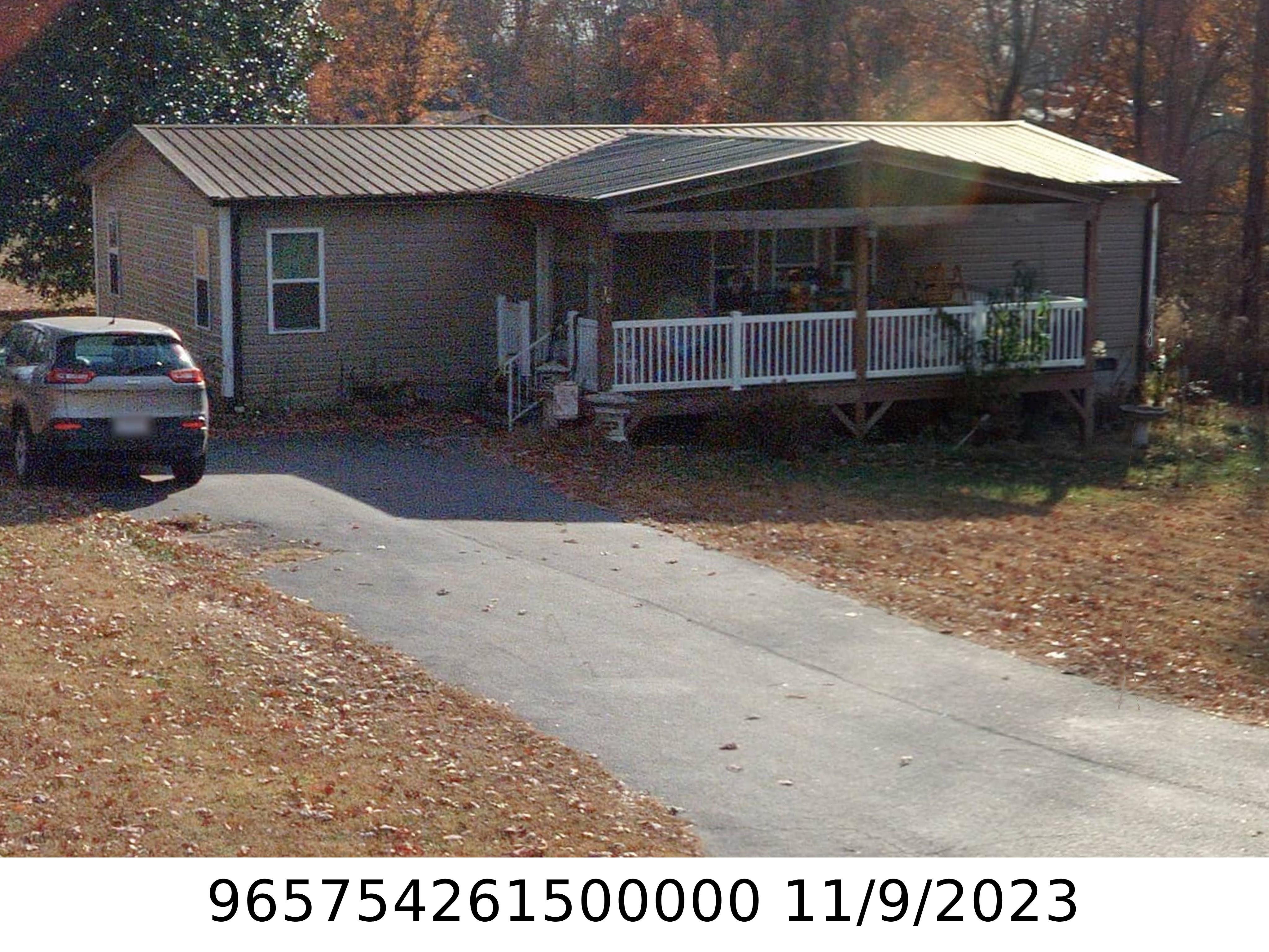 A picture of the property located at 16 PINNACLE VIEW RD, ASHEVILLE NC 28803.