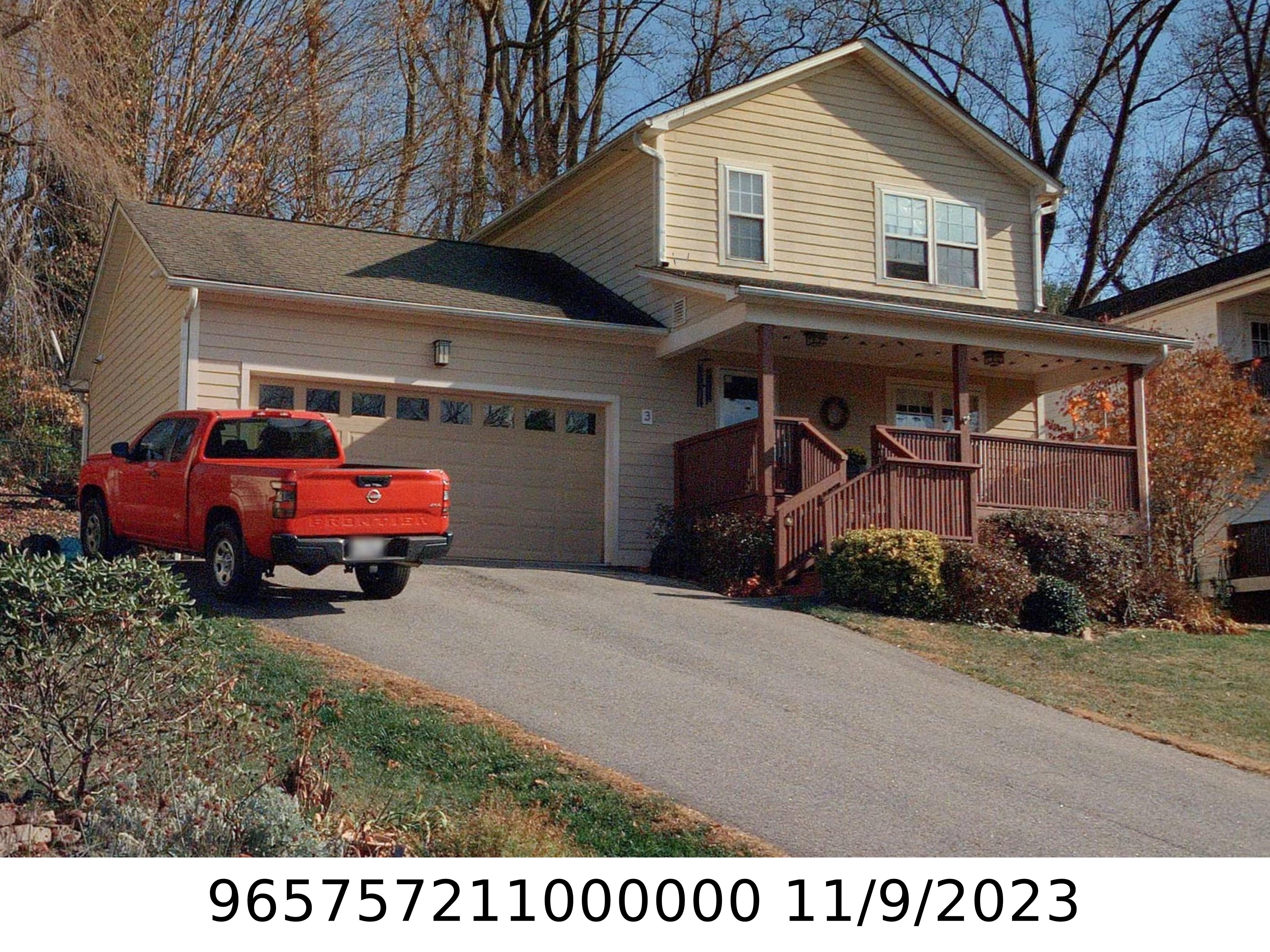 A picture of the property located at 3 FREEDOM LN, ASHEVILLE NC 28803.