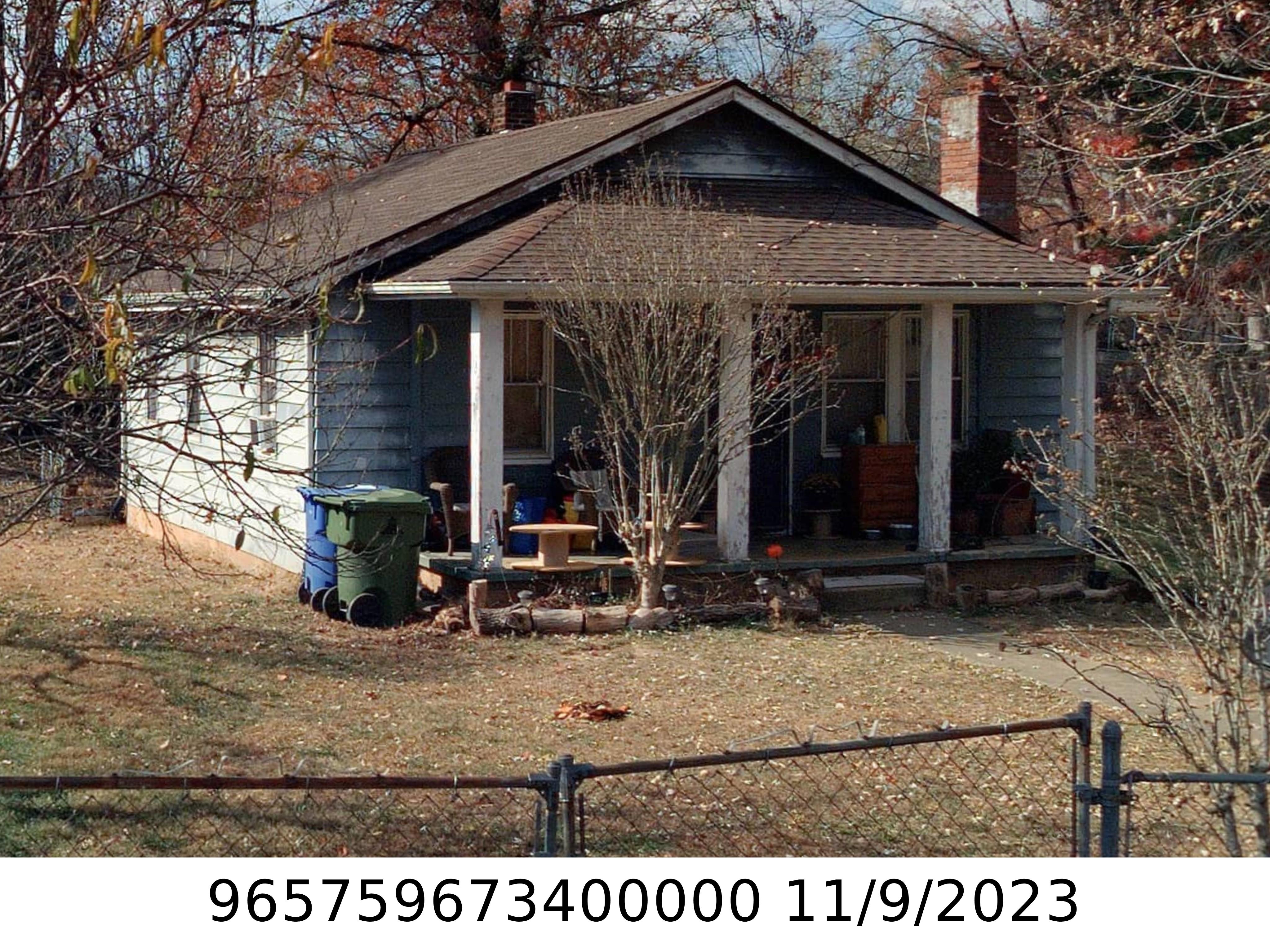 A picture of the property located at 12 BEDFORD LN, ASHEVILLE NC 28803.