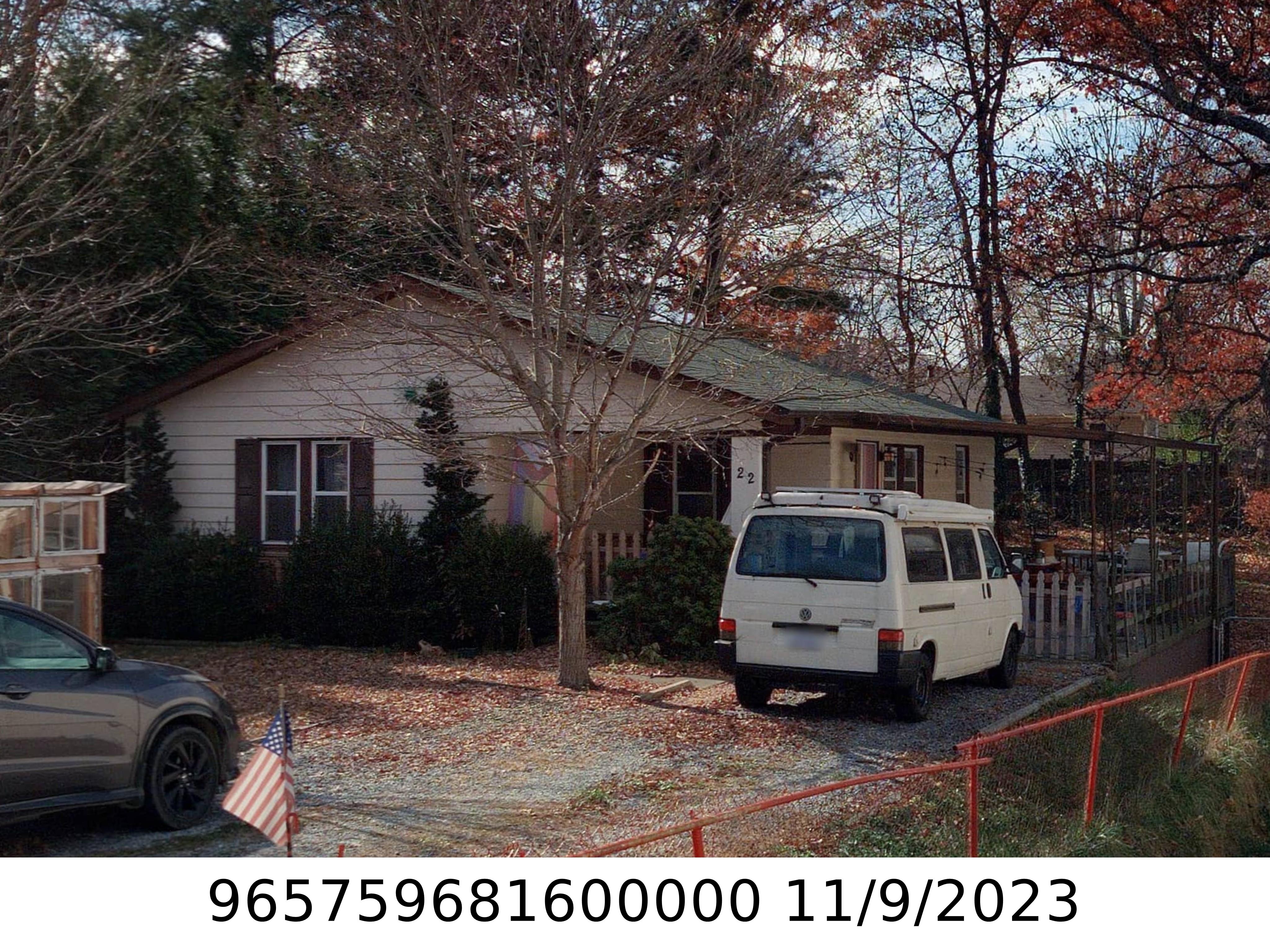 A picture of the property located at 22 BEDFORD LN, ASHEVILLE NC 28803.