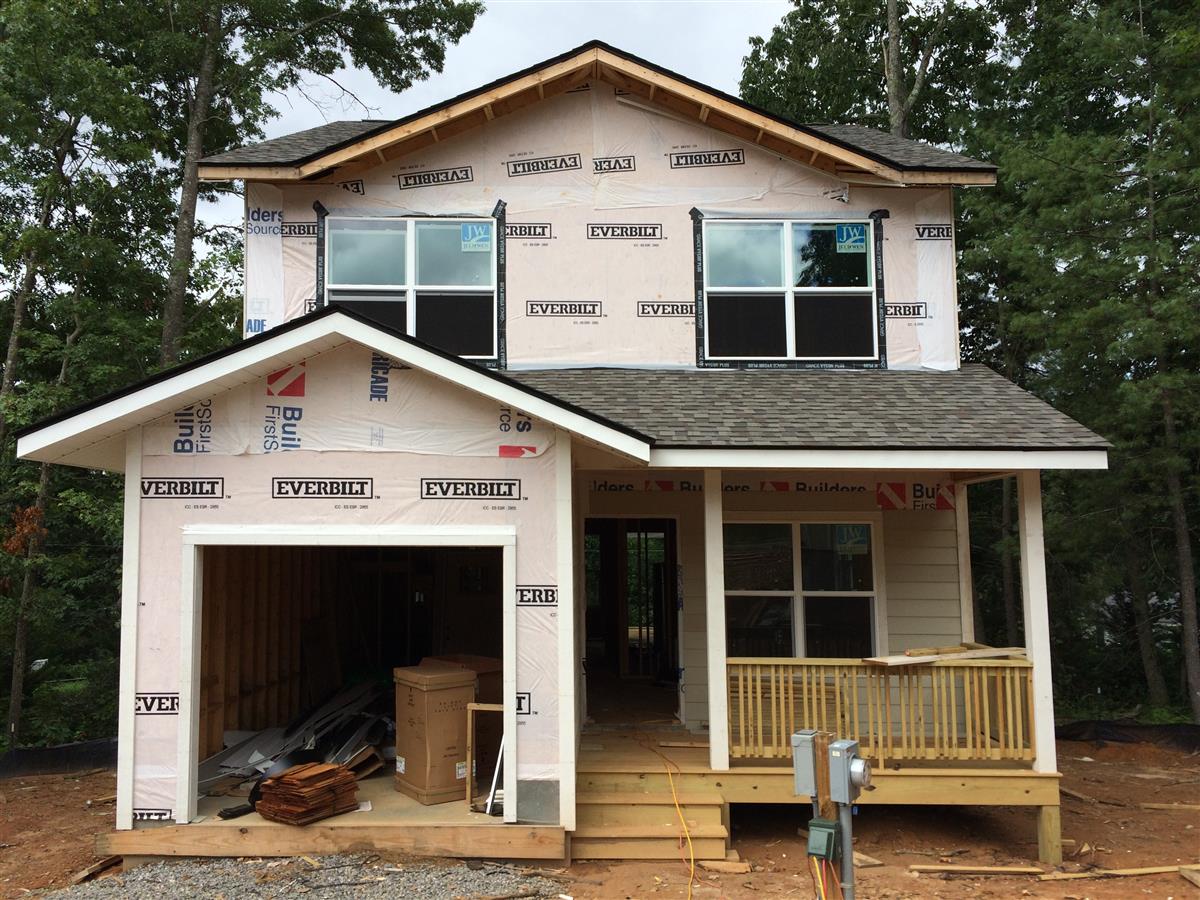 A picture of the property located at 10 LOBLOLLY LN, ASHEVILLE NC 28803.
