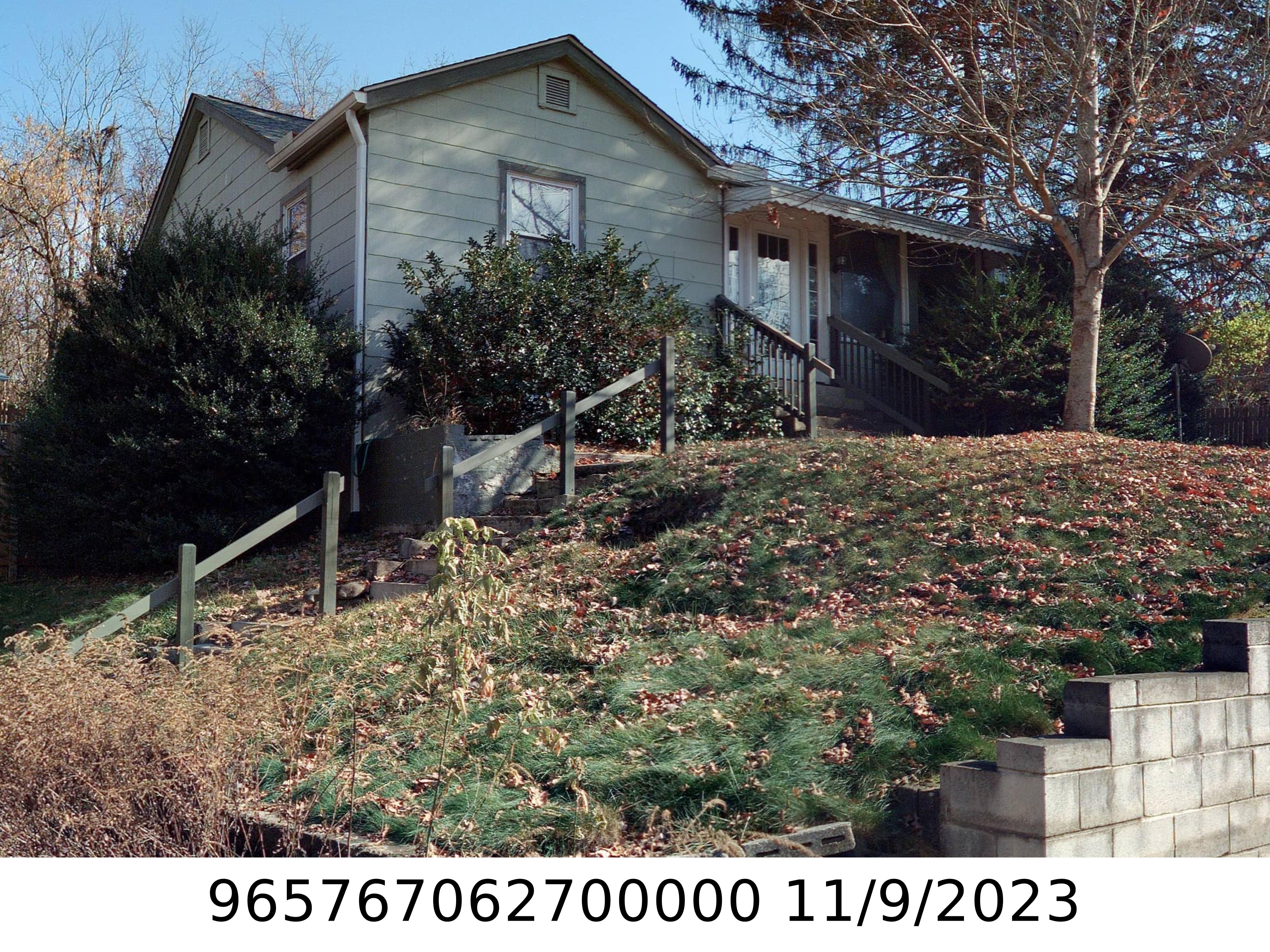 A picture of the property located at 110 SCHOOL RD E, ASHEVILLE NC 28803.