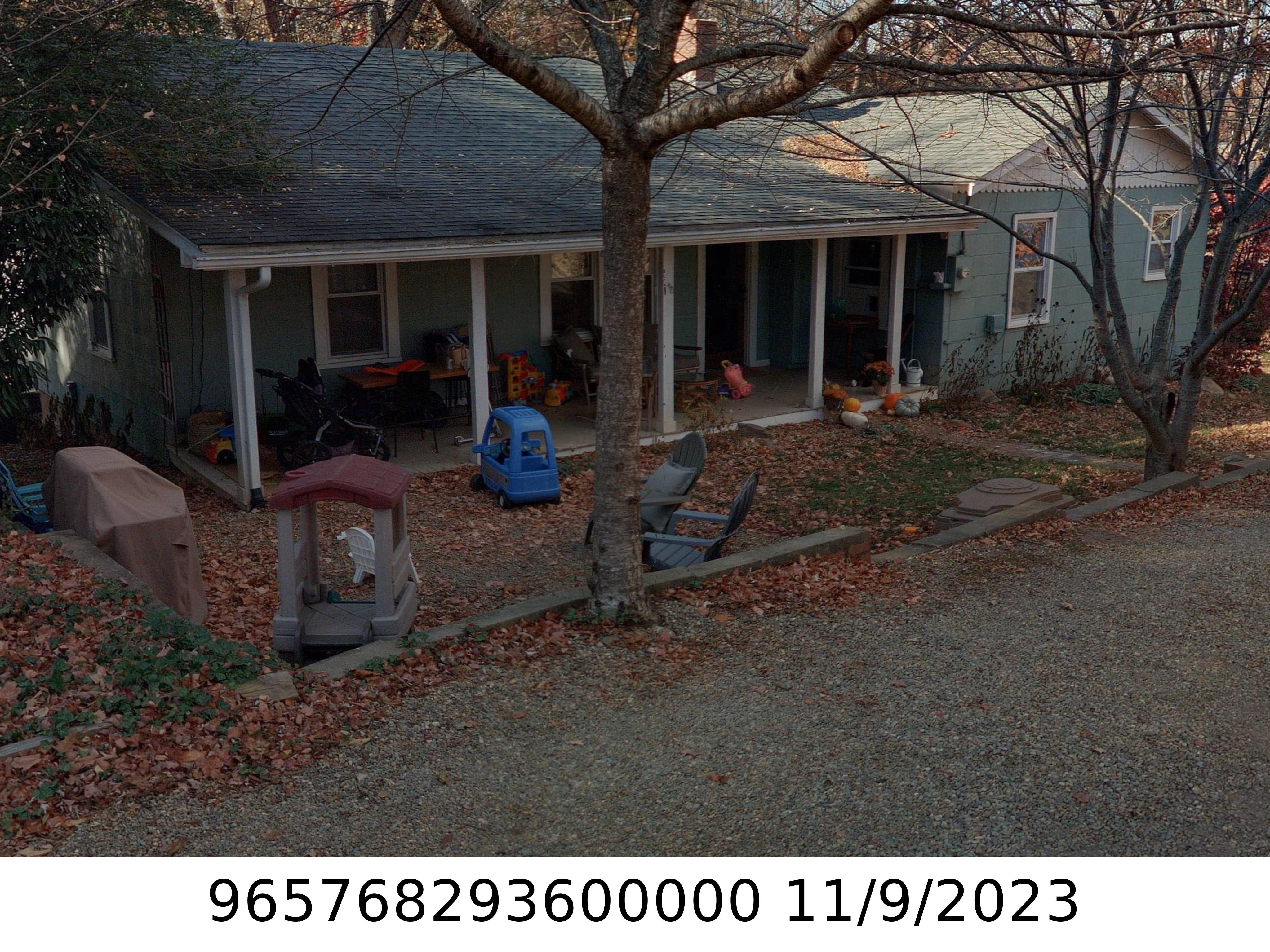 A picture of the property located at 20 VALLEY VIEW RD, ASHEVILLE NC 28803.