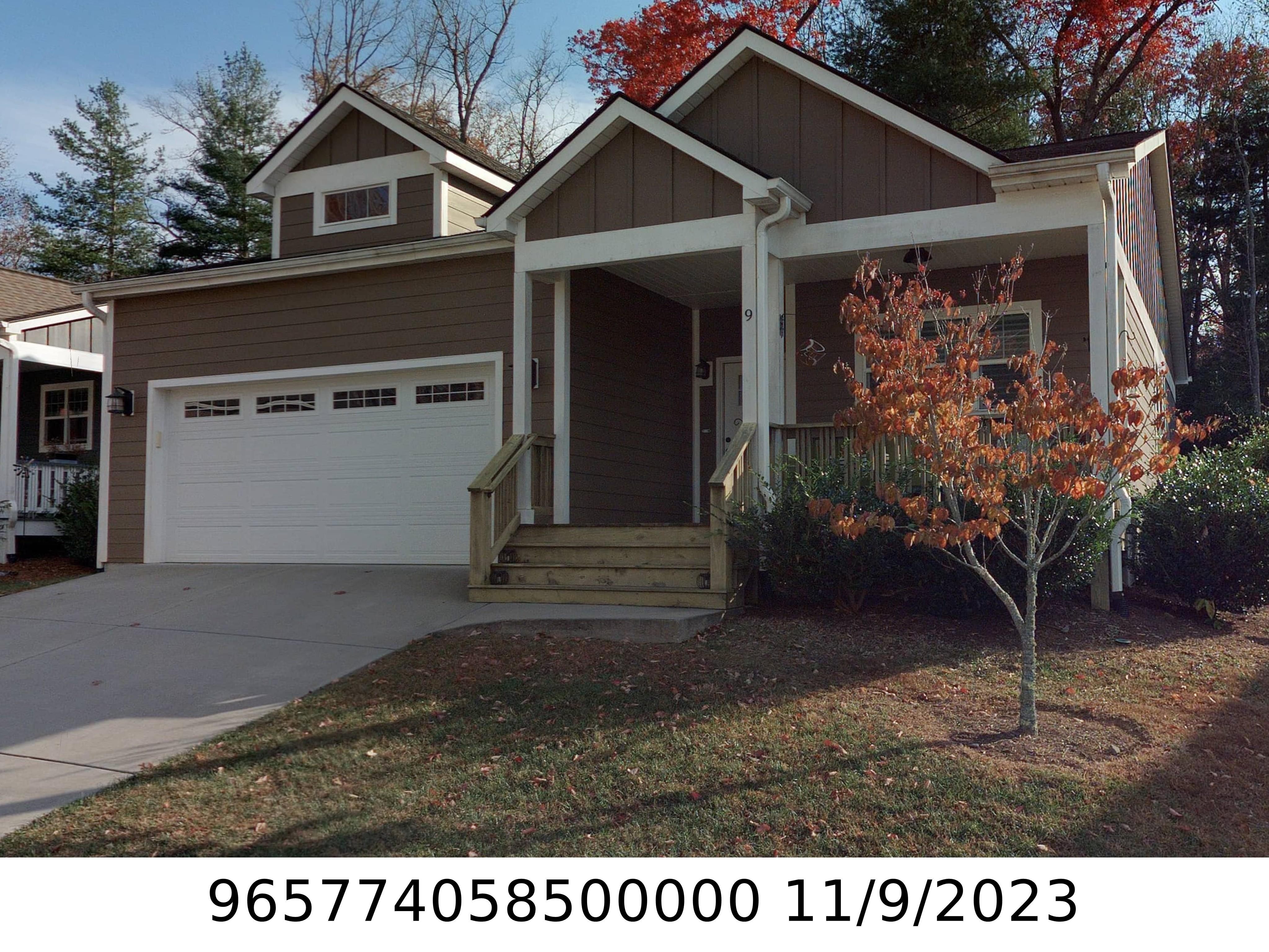 A picture of the property located at 9 MEETING ST, ASHEVILLE NC 28803.