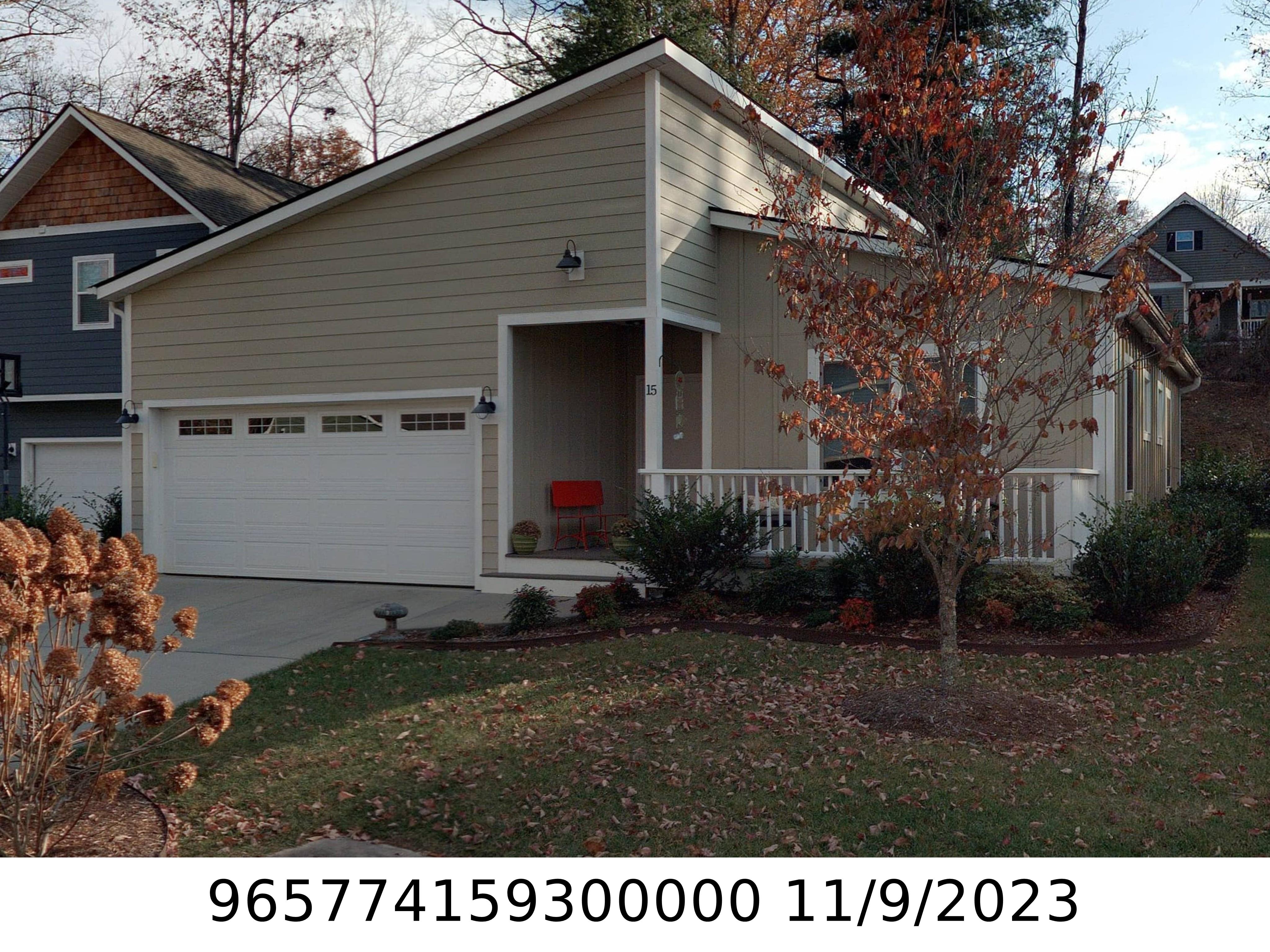 A picture of the property located at 15 MEETING ST, ASHEVILLE NC 28803.