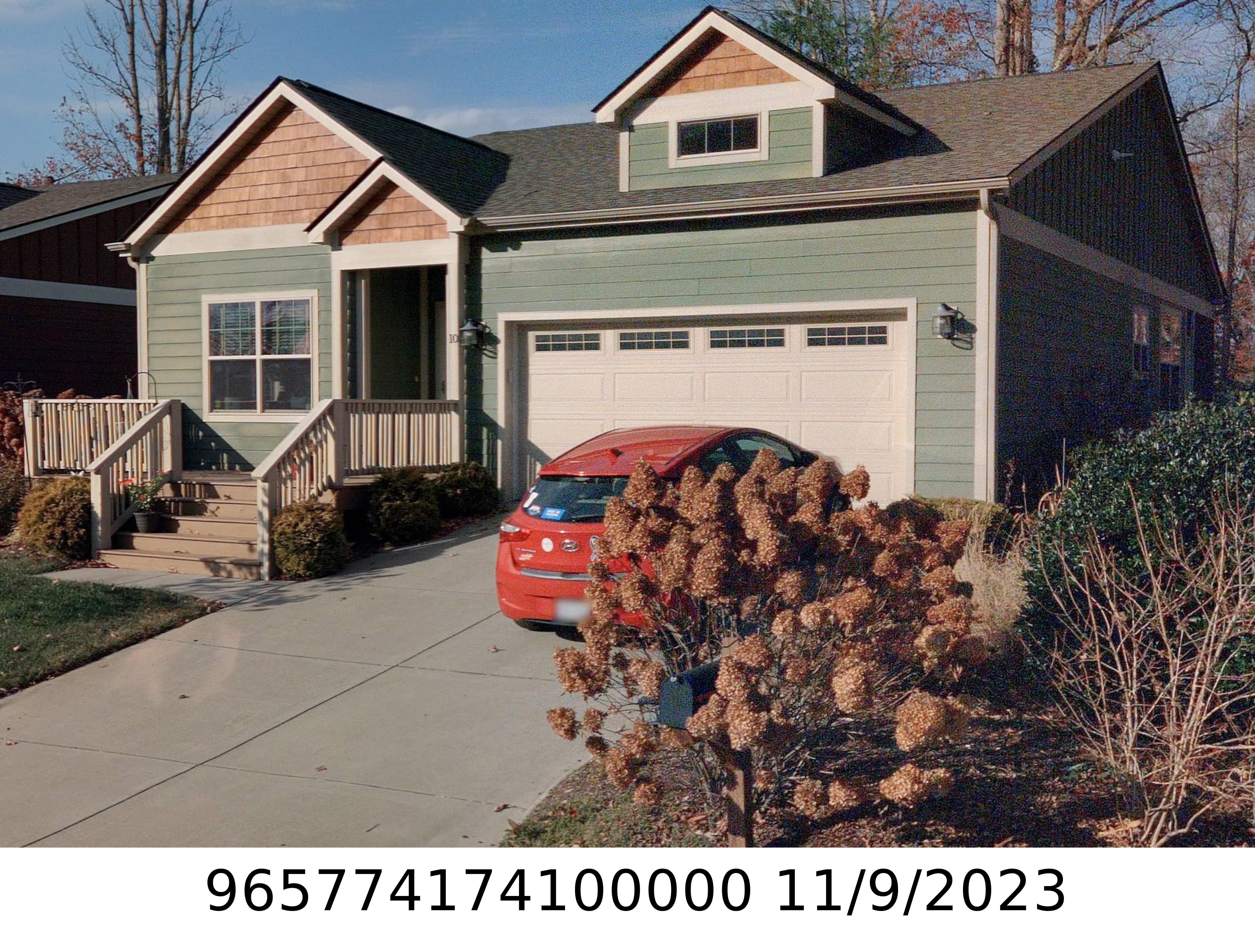 A picture of the property located at 10 MEETING ST, ASHEVILLE NC 28803.