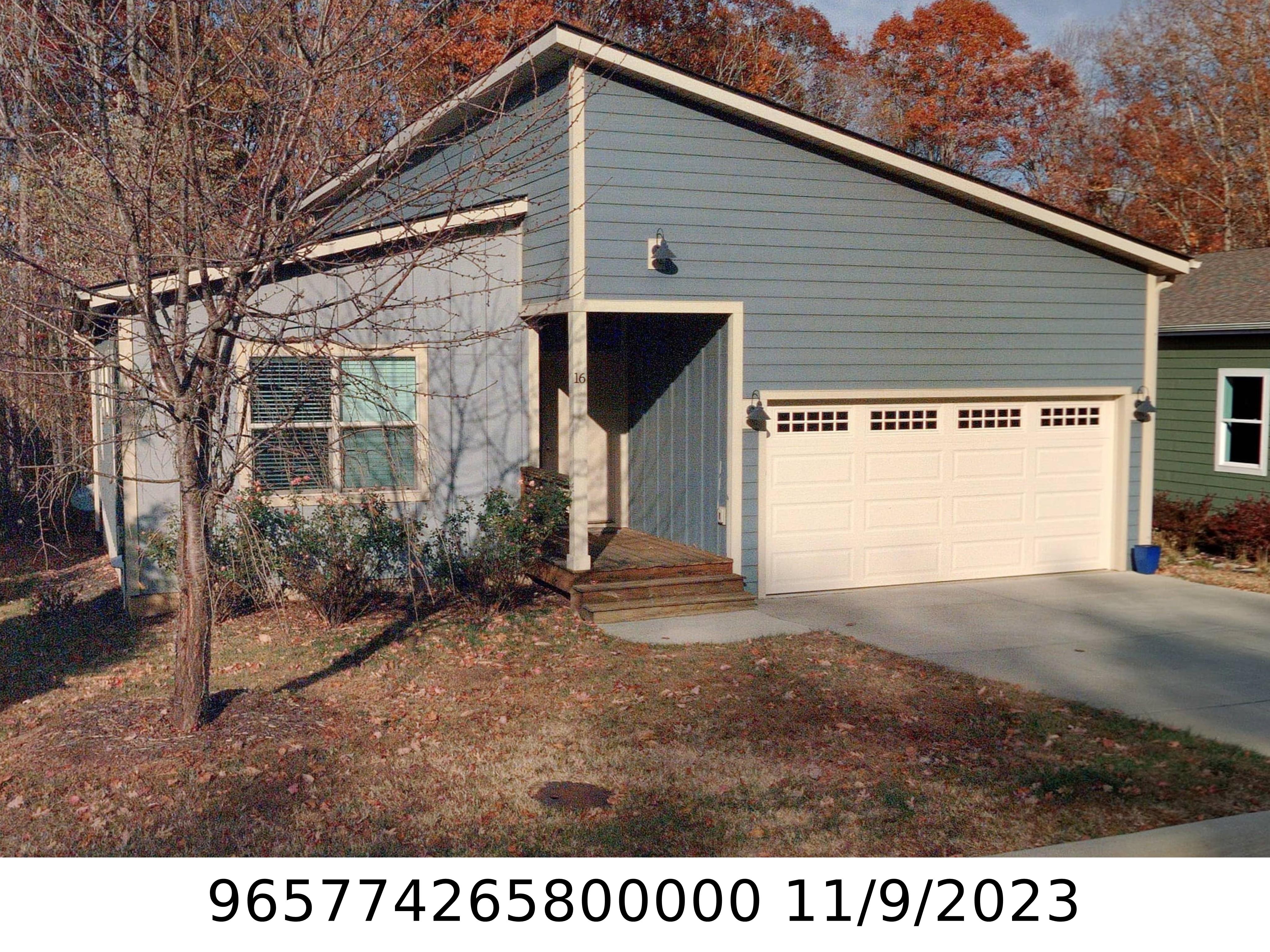 A picture of the property located at 16 MEETING ST, ASHEVILLE NC 28803.