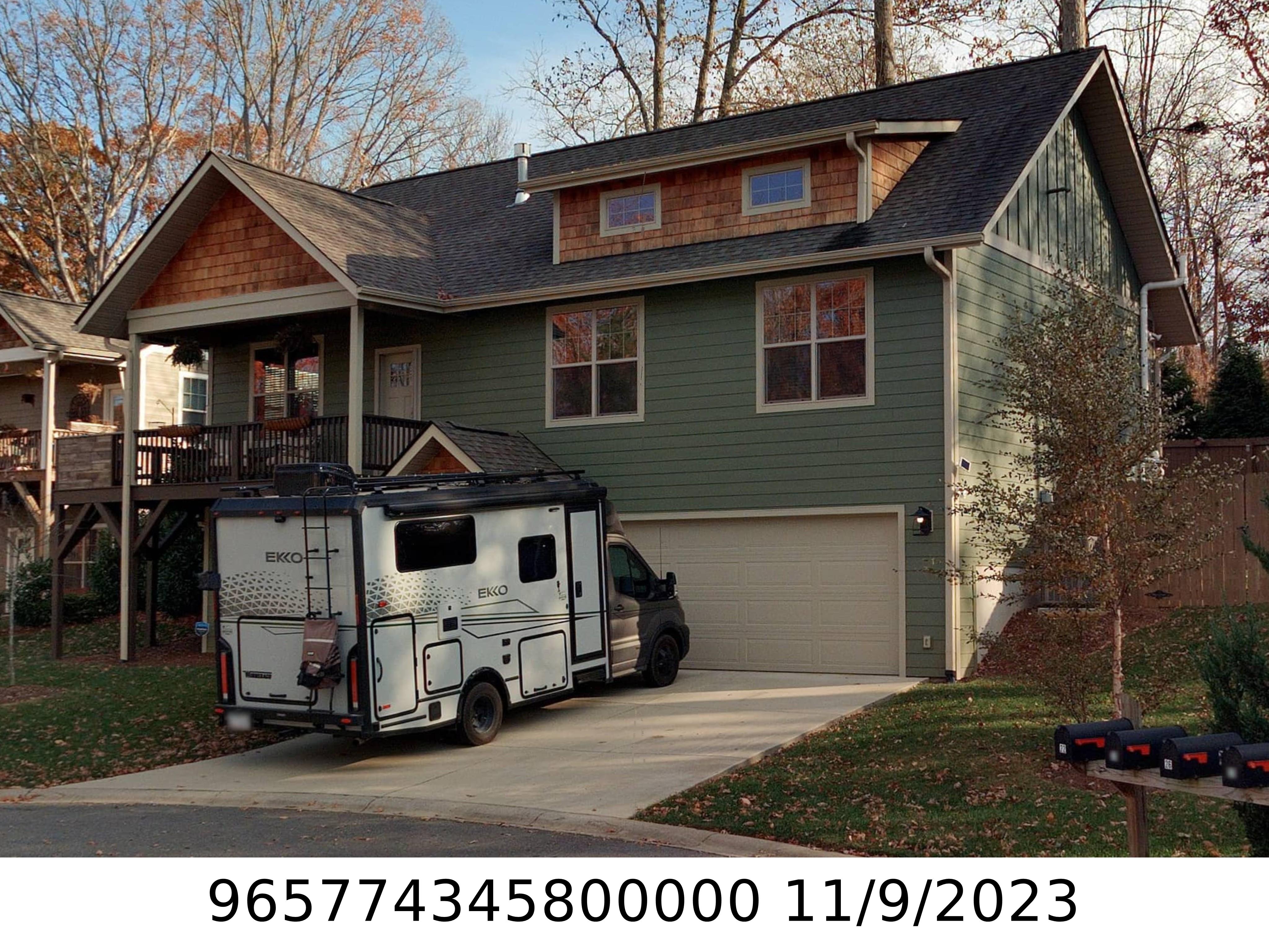 A picture of the property located at 21 MEETING ST, ASHEVILLE NC 28803.
