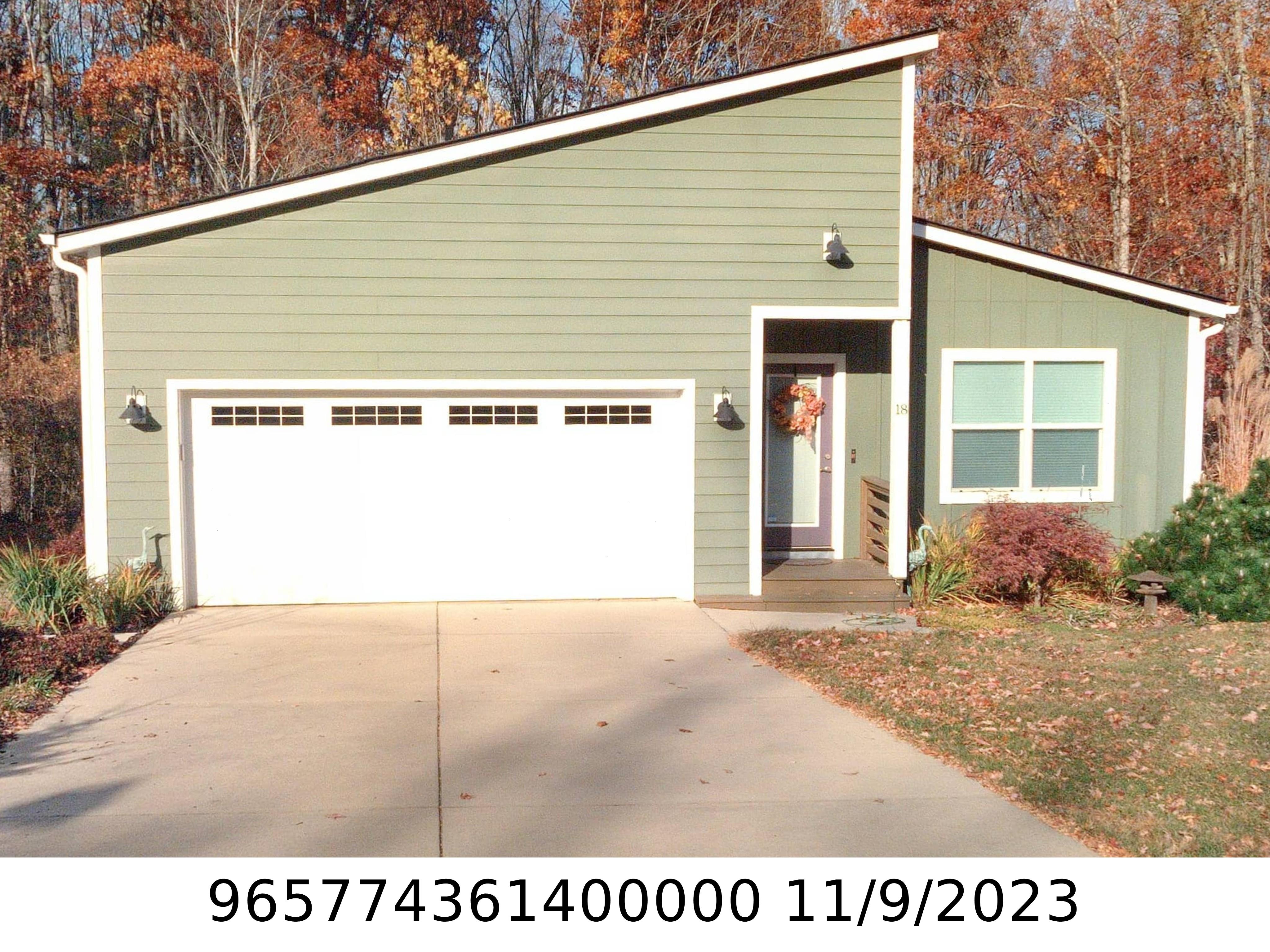 A picture of the property located at 18 MEETING ST, ASHEVILLE NC 28803.