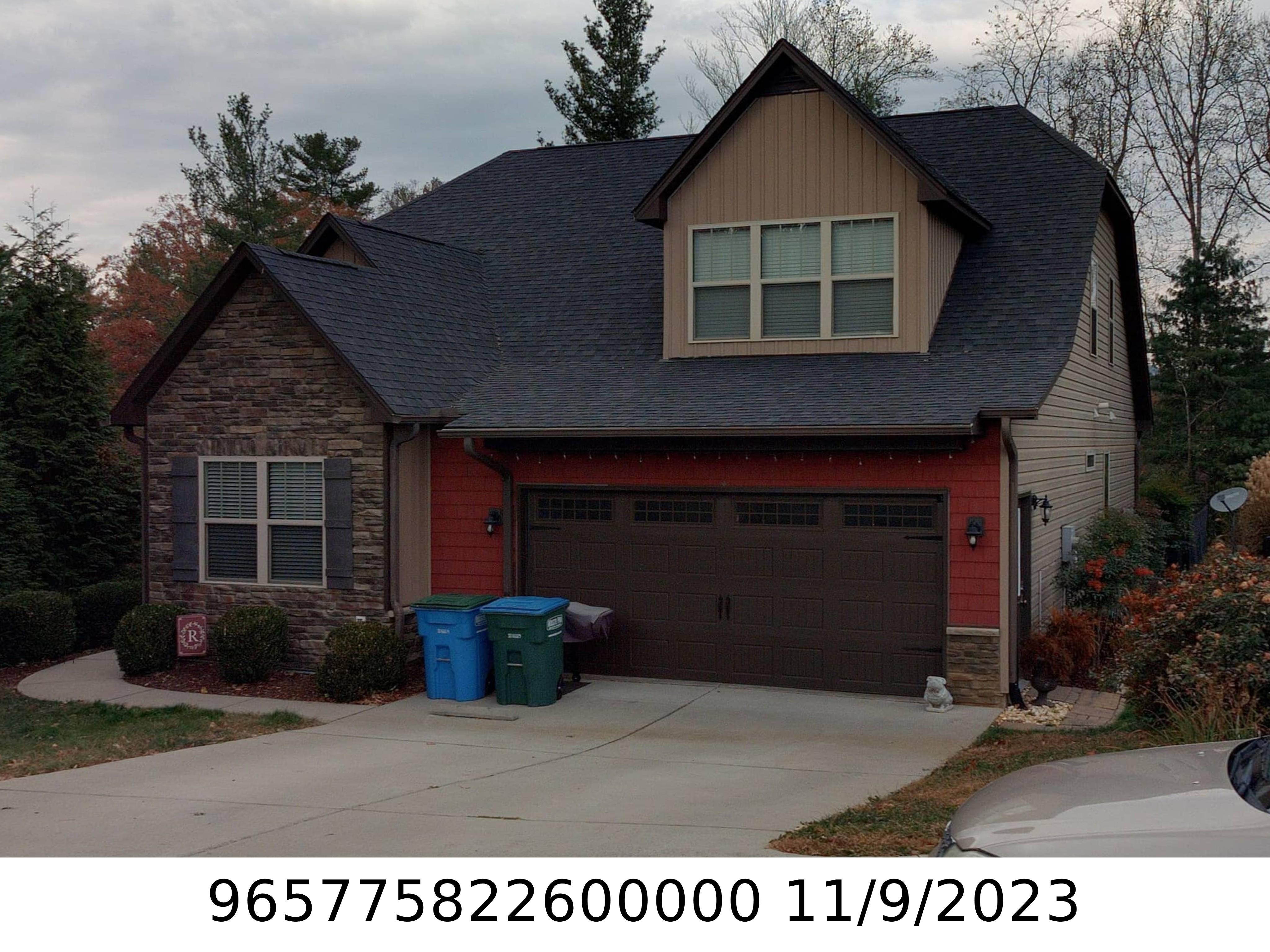 A picture of the property located at 49 ONTEORA OAKS DR, ASHEVILLE NC 28803.