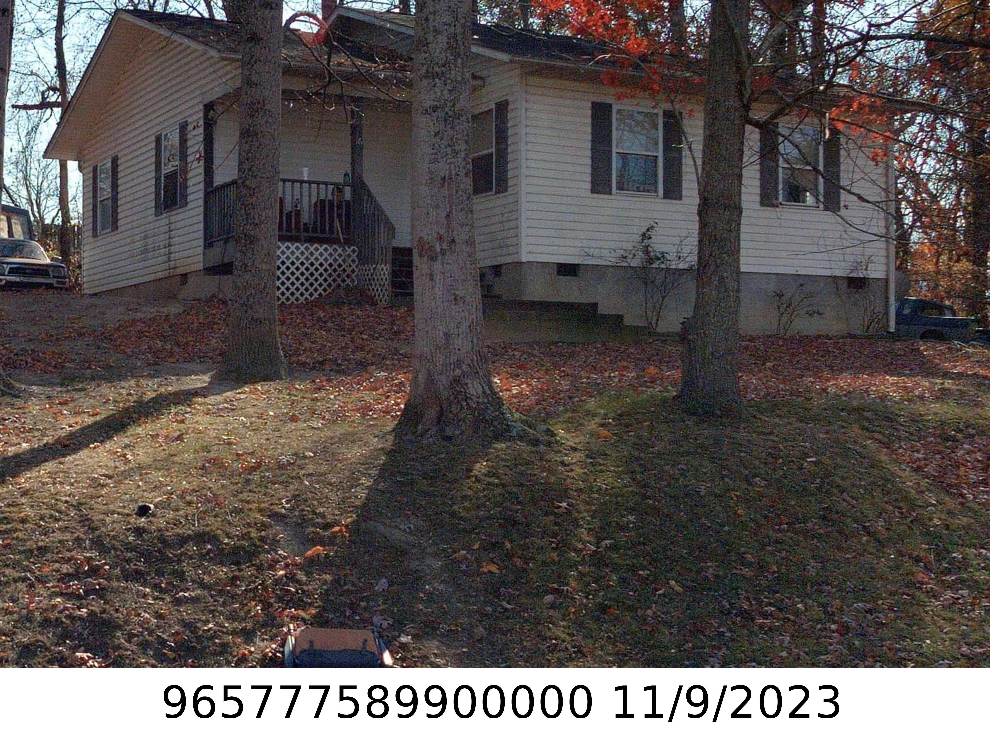 A picture of the property located at 16 MCTINDAL CIR, ASHEVILLE NC 28803.