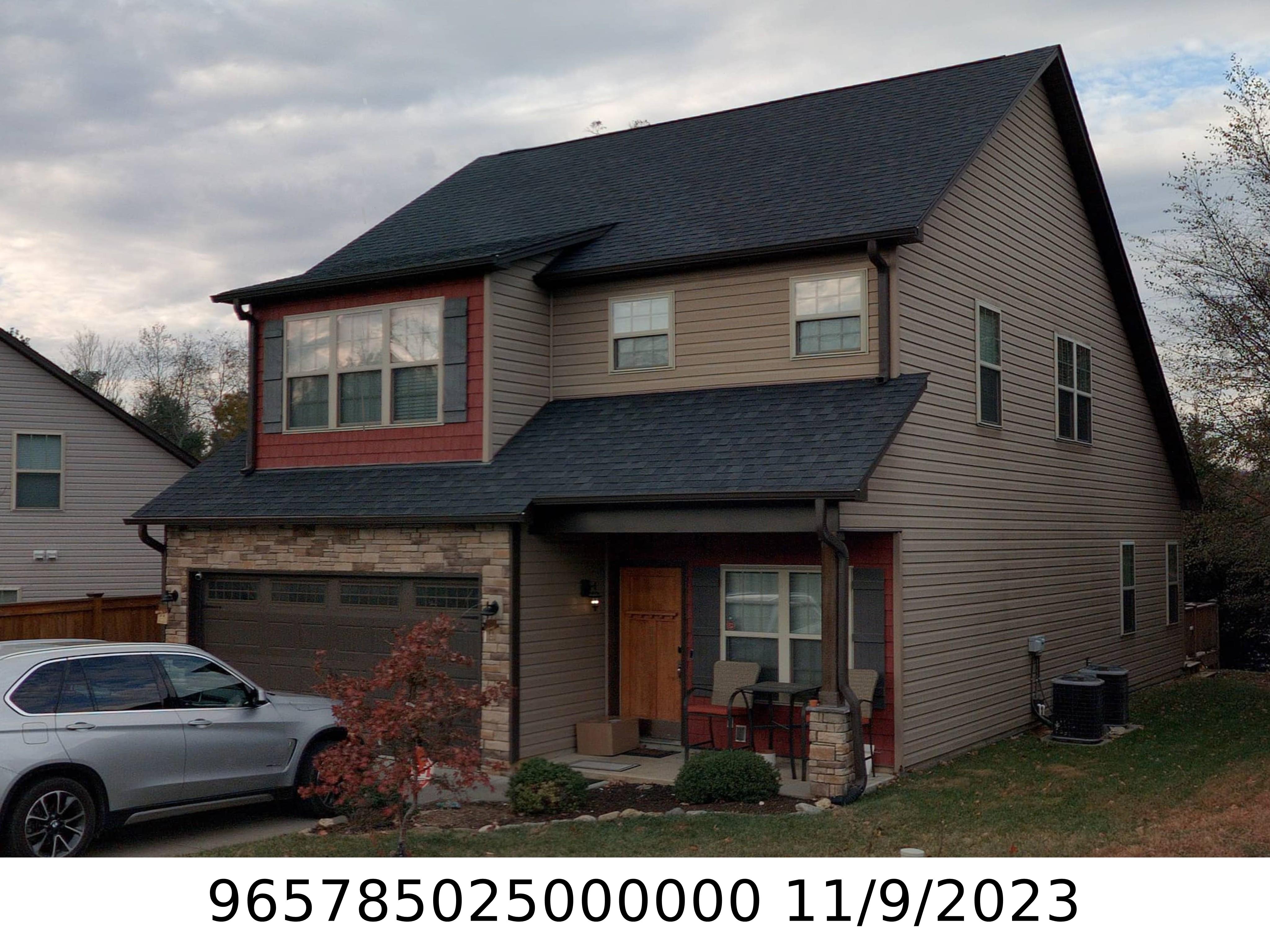 A picture of the property located at 33 ONTEORA OAKS DR, ASHEVILLE NC 28803.