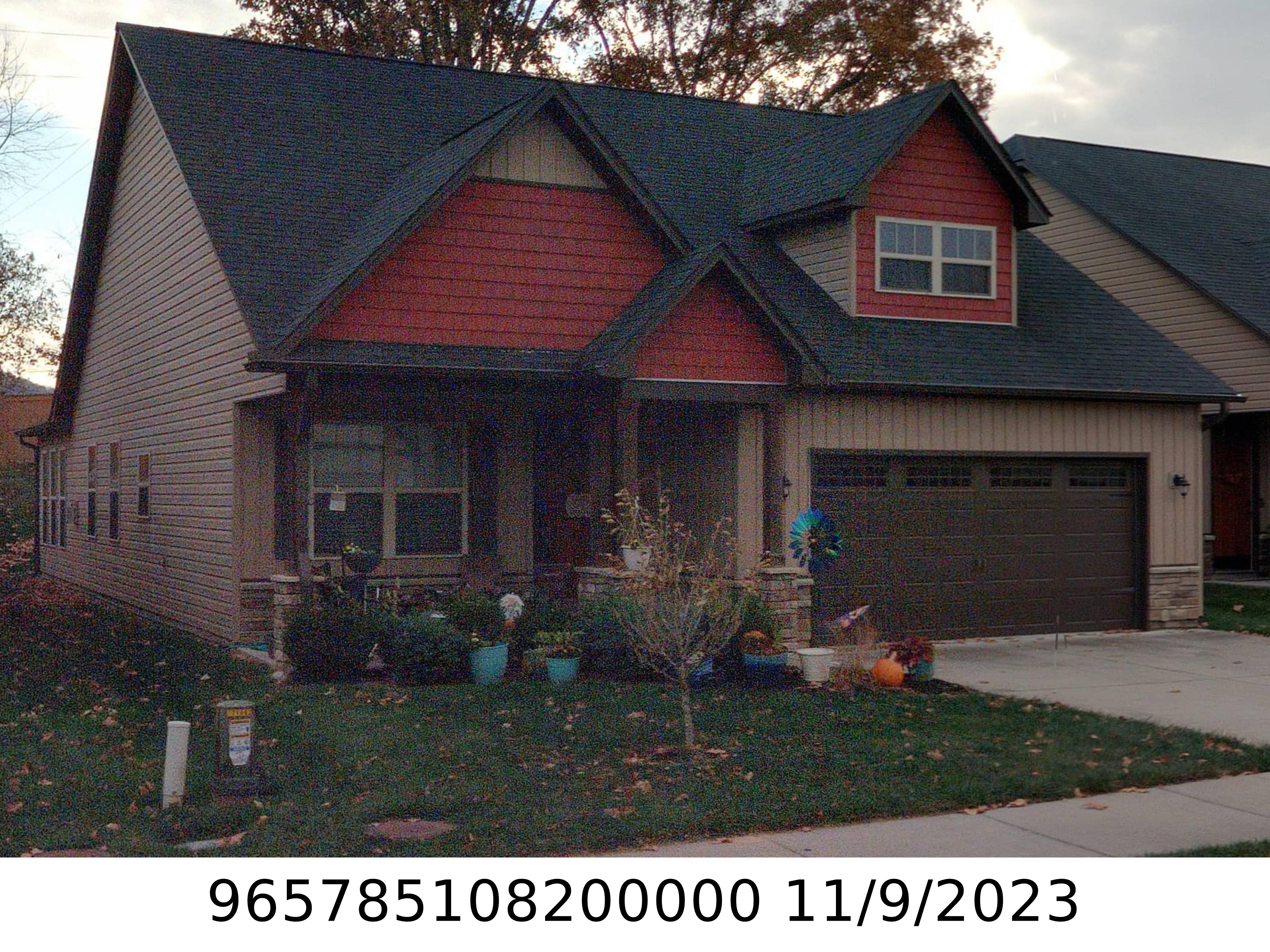 A picture of the property located at 18 ONTEORA OAKS DR, ASHEVILLE NC 28803.