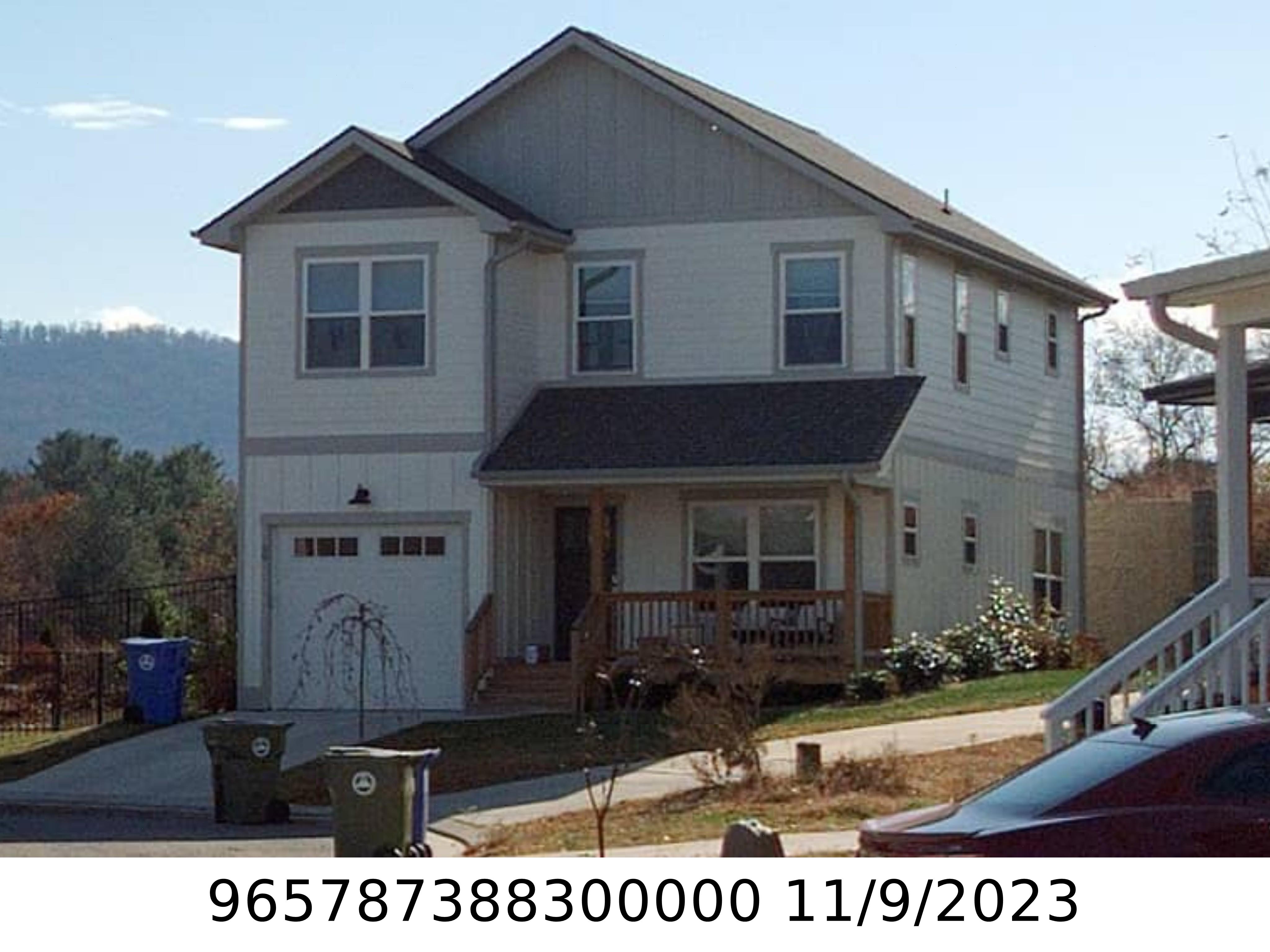 A picture of the property located at 39 ALICE CLEMENT LN, ASHEVILLE NC 28803.