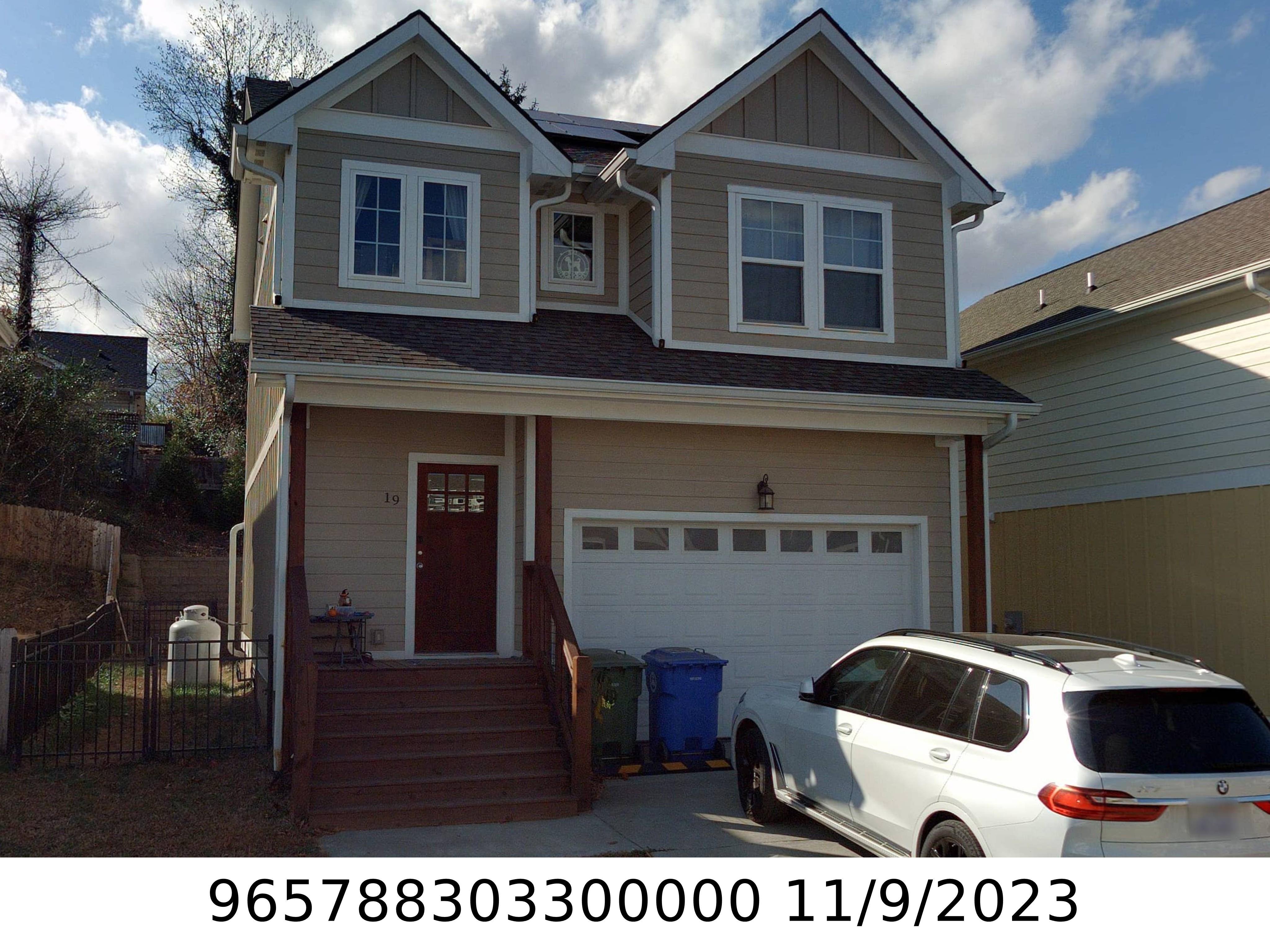 A picture of the property located at 19 ALICE CLEMENT LN, ASHEVILLE NC 28803.