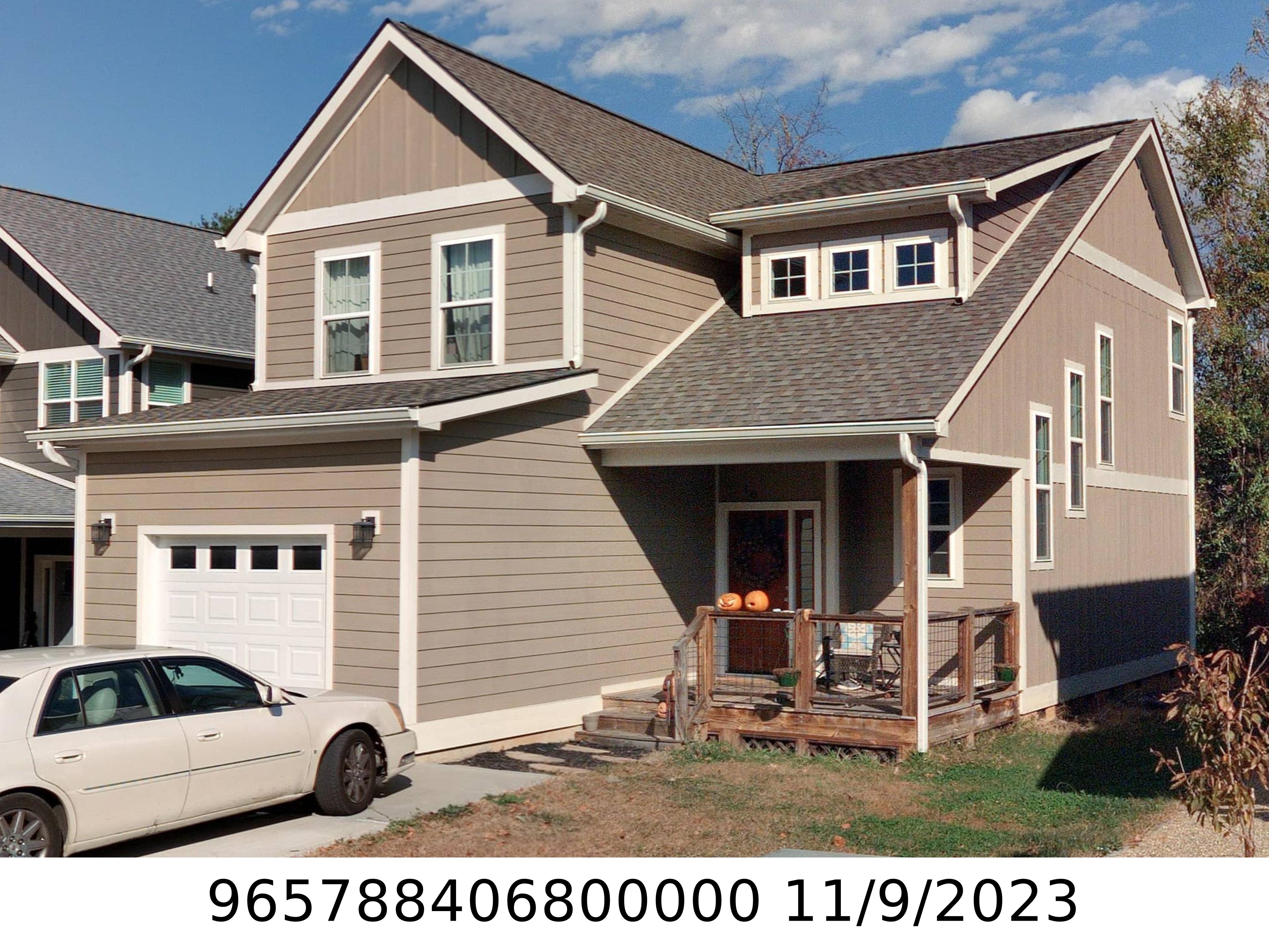 A picture of the property located at 18 ALICE CLEMENT LN, ASHEVILLE NC 28803.