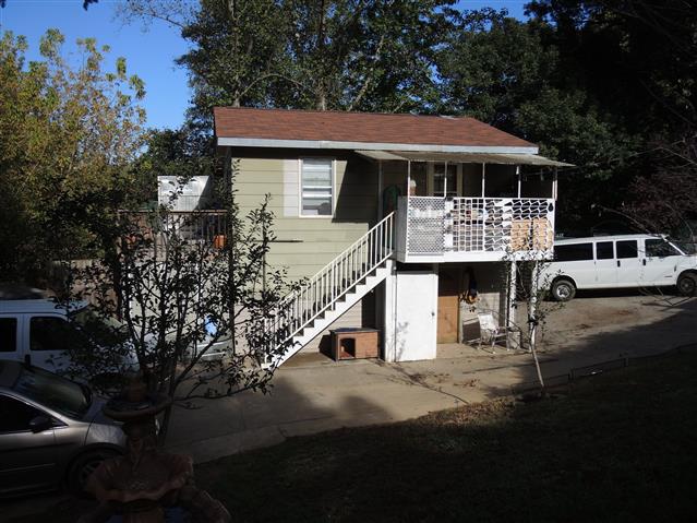 A picture of the property located at 72 FIRST ST, ASHEVILLE NC 28803.