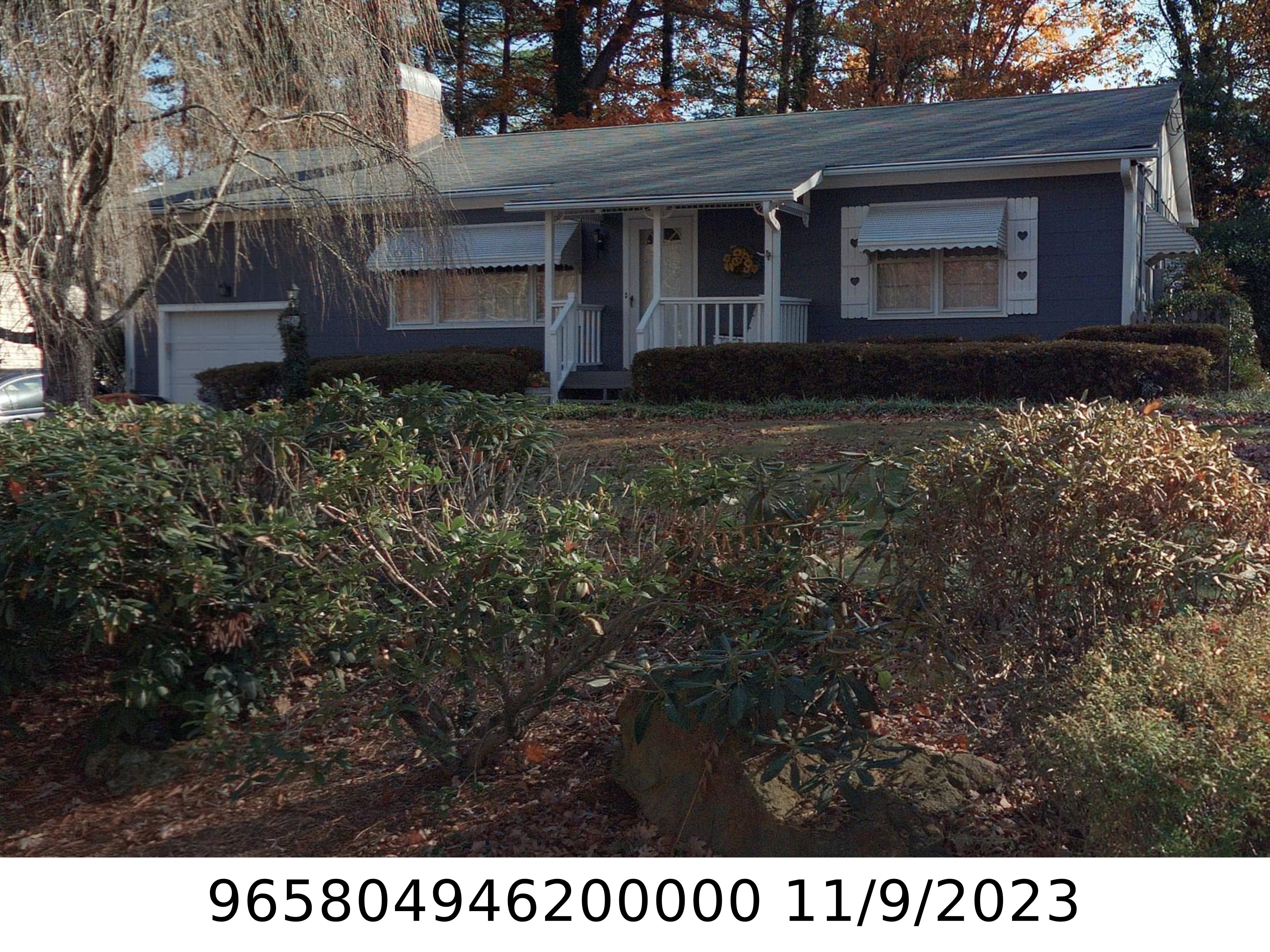 A picture of the property located at 258 WHITE PINE DR, ASHEVILLE NC 28805.