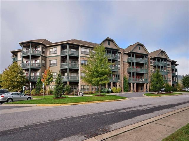 A picture of the property located at 9 KENILWORTH KNLS # 420, ASHEVILLE NC 28805.