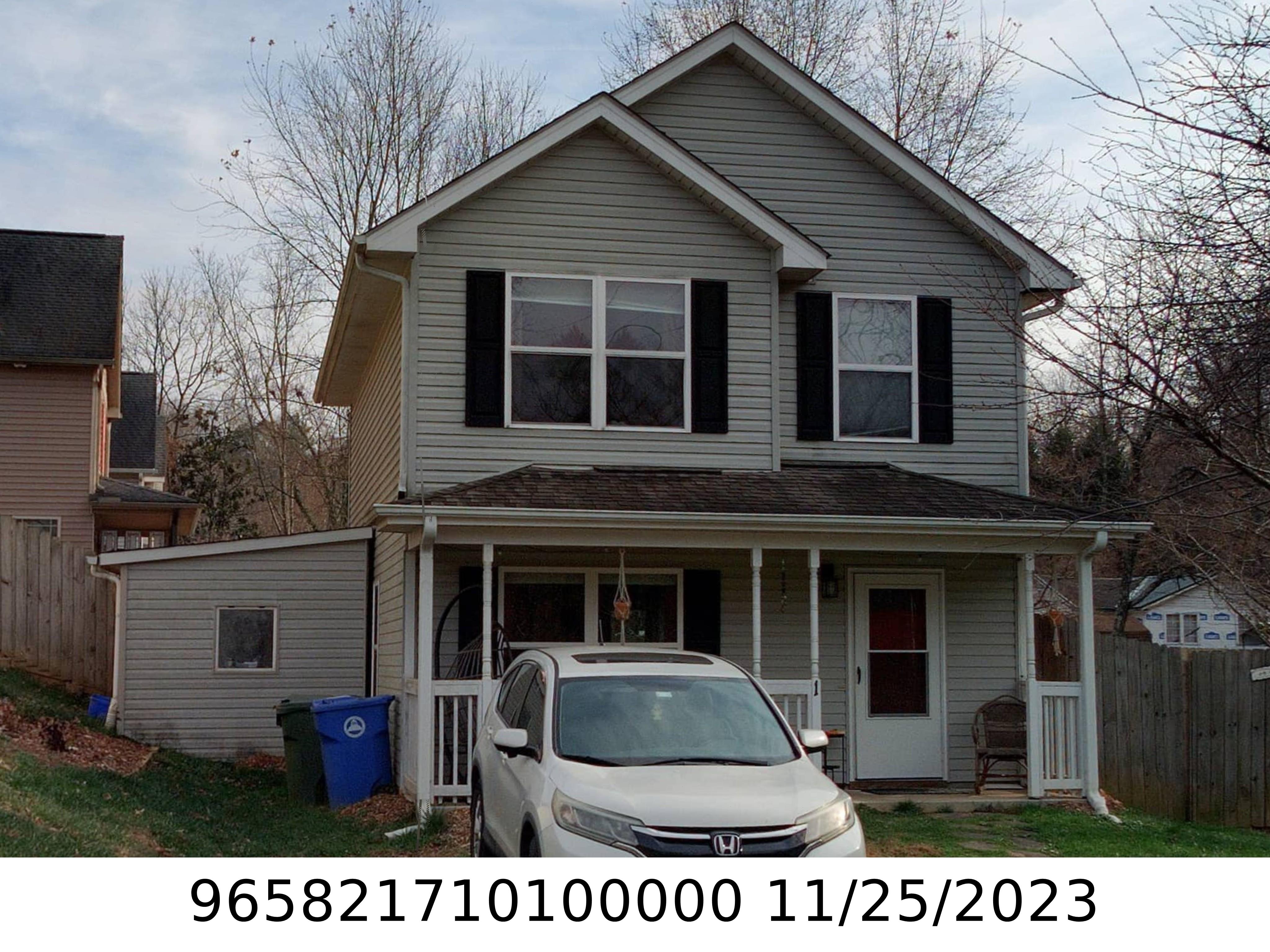 A picture of the property located at 1 DOGWOOD LN, ASHEVILLE NC 28803.
