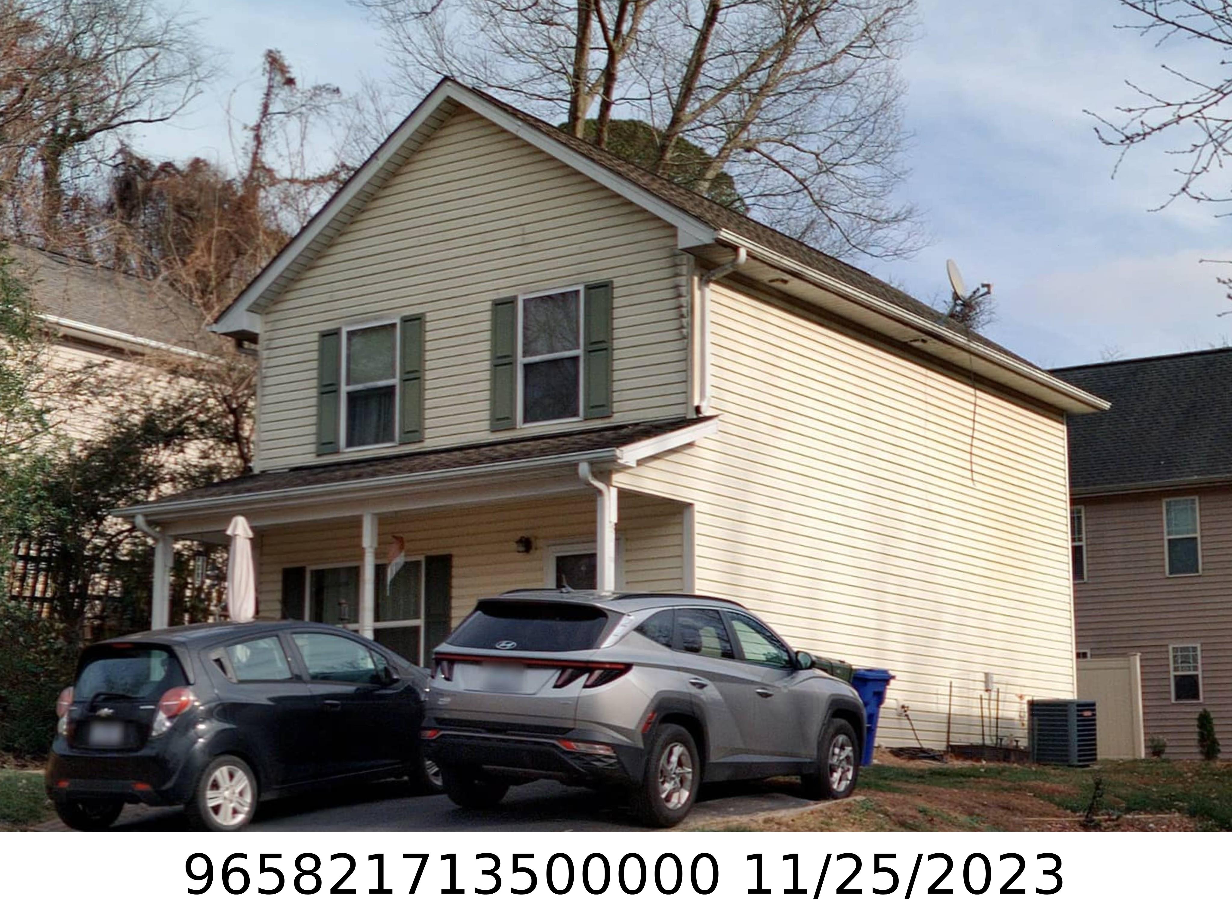A picture of the property located at 3 DOGWOOD LN, ASHEVILLE NC 28803.