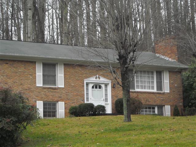 A picture of the property located at 65 BEECHWOOD RD, ASHEVILLE NC 28805.