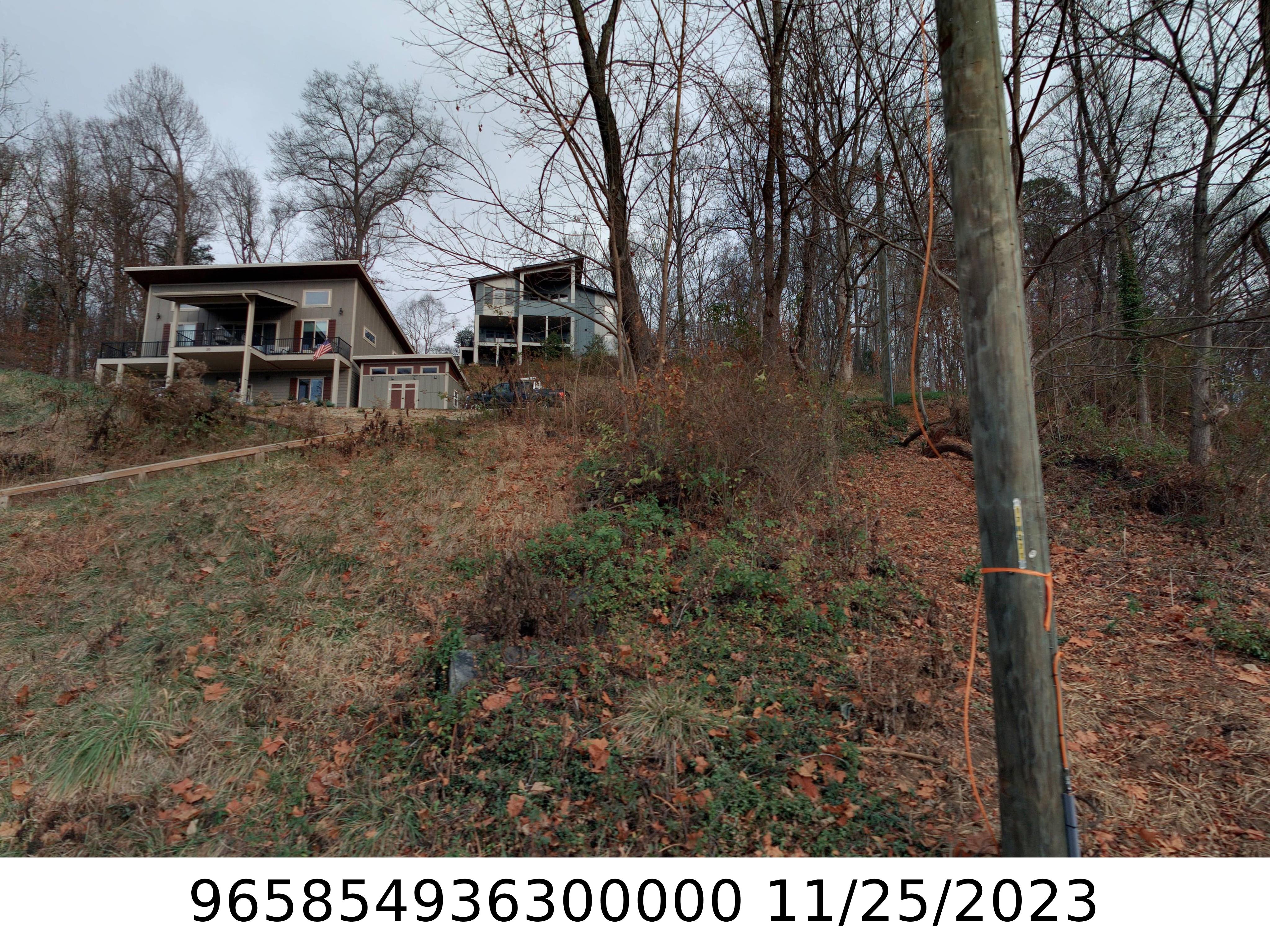 A picture of the property located at 22 GOVERNORS VIEW RD, ASHEVILLE NC 28805.