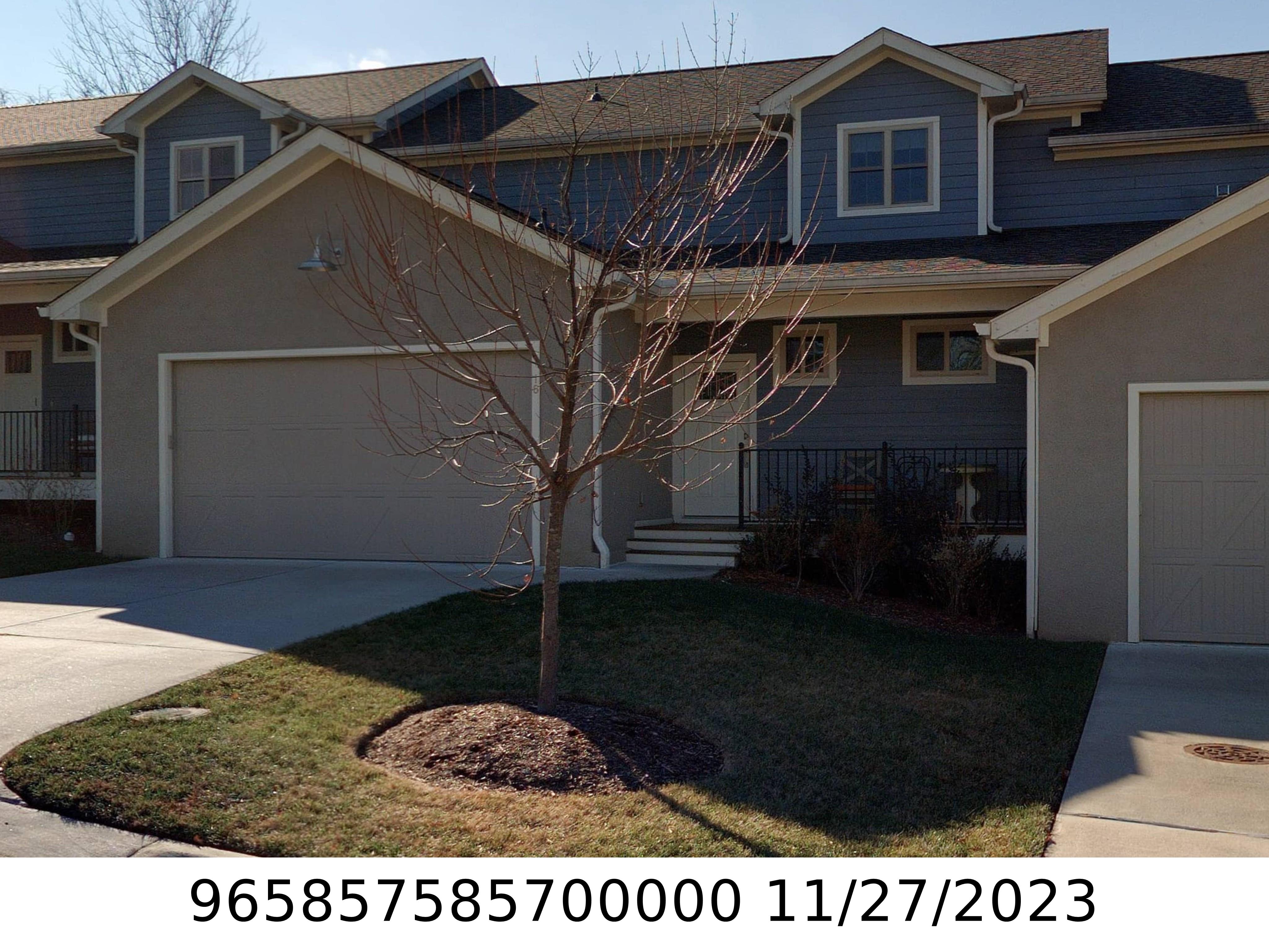 A picture of the property located at 16 THORNES LN, ASHEVILLE NC 28805.