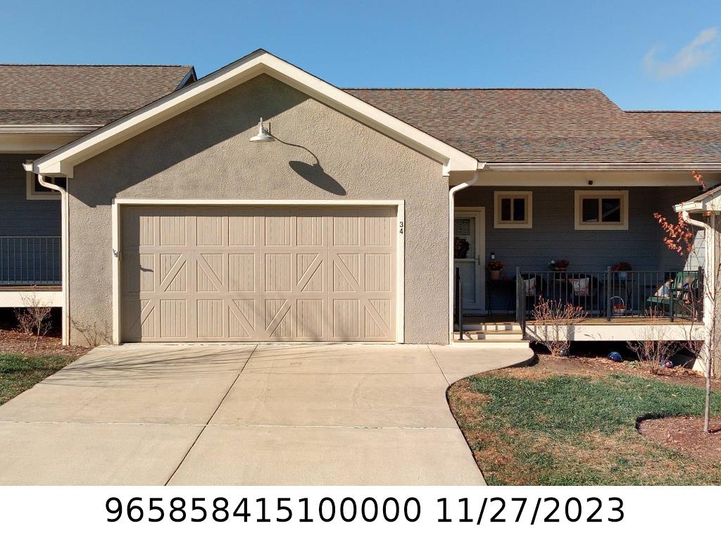 A picture of the property located at 34 THORNES LN, ASHEVILLE NC 28805.