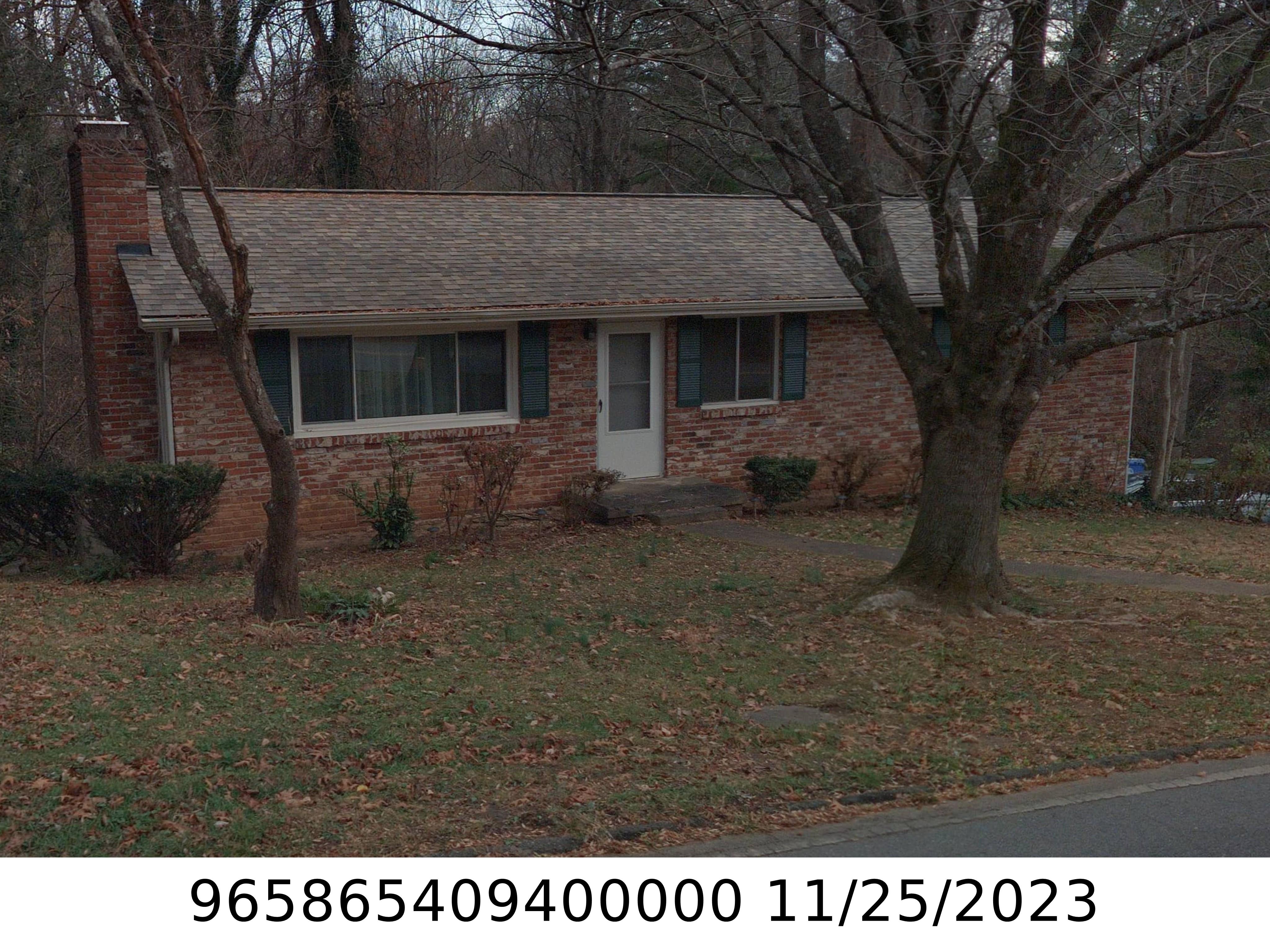 A picture of the property located at 145 GOVERNORS VIEW RD, ASHEVILLE NC 28805.