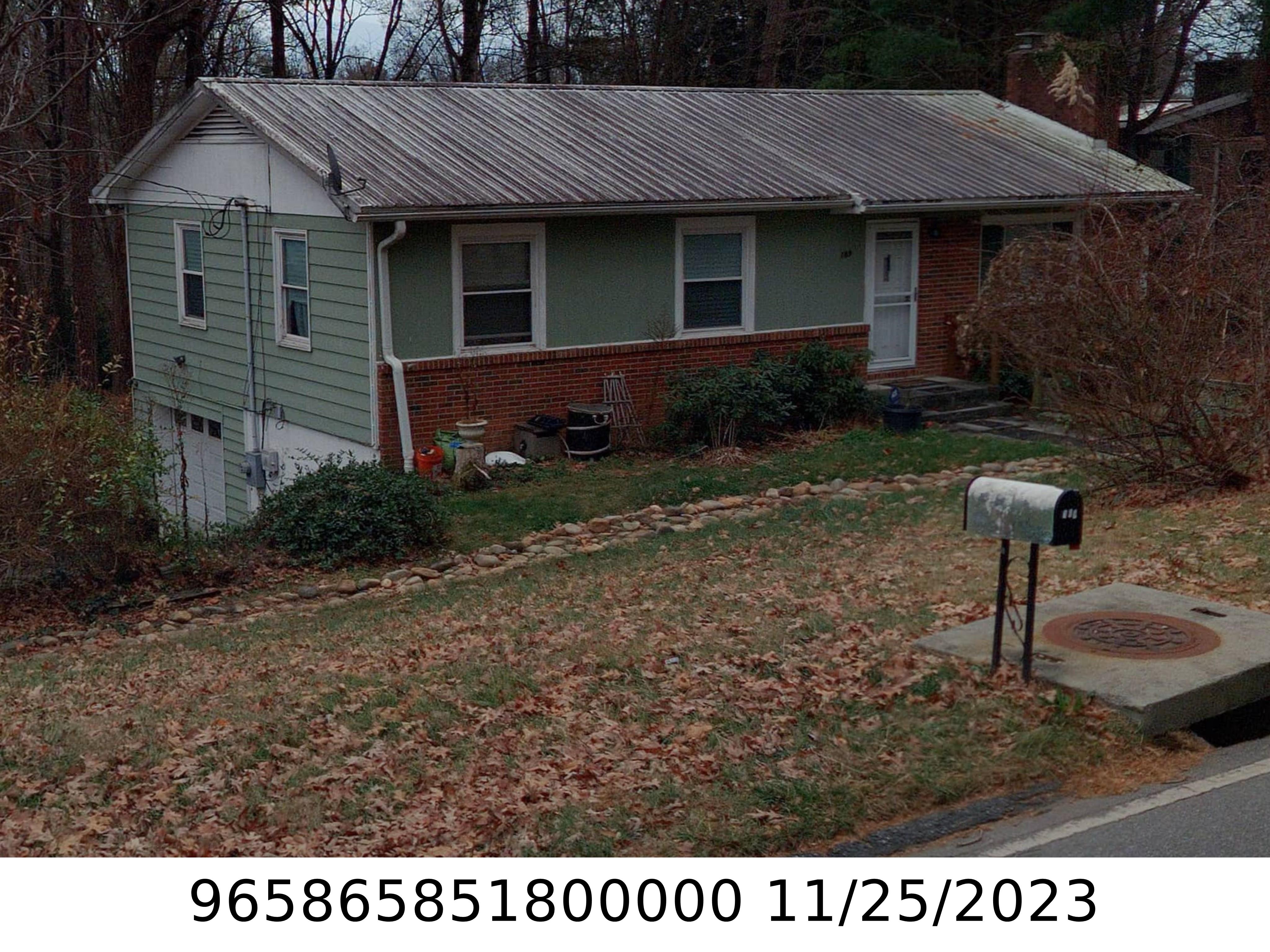 A picture of the property located at 169 GOVERNORS VIEW RD, ASHEVILLE NC 28805.