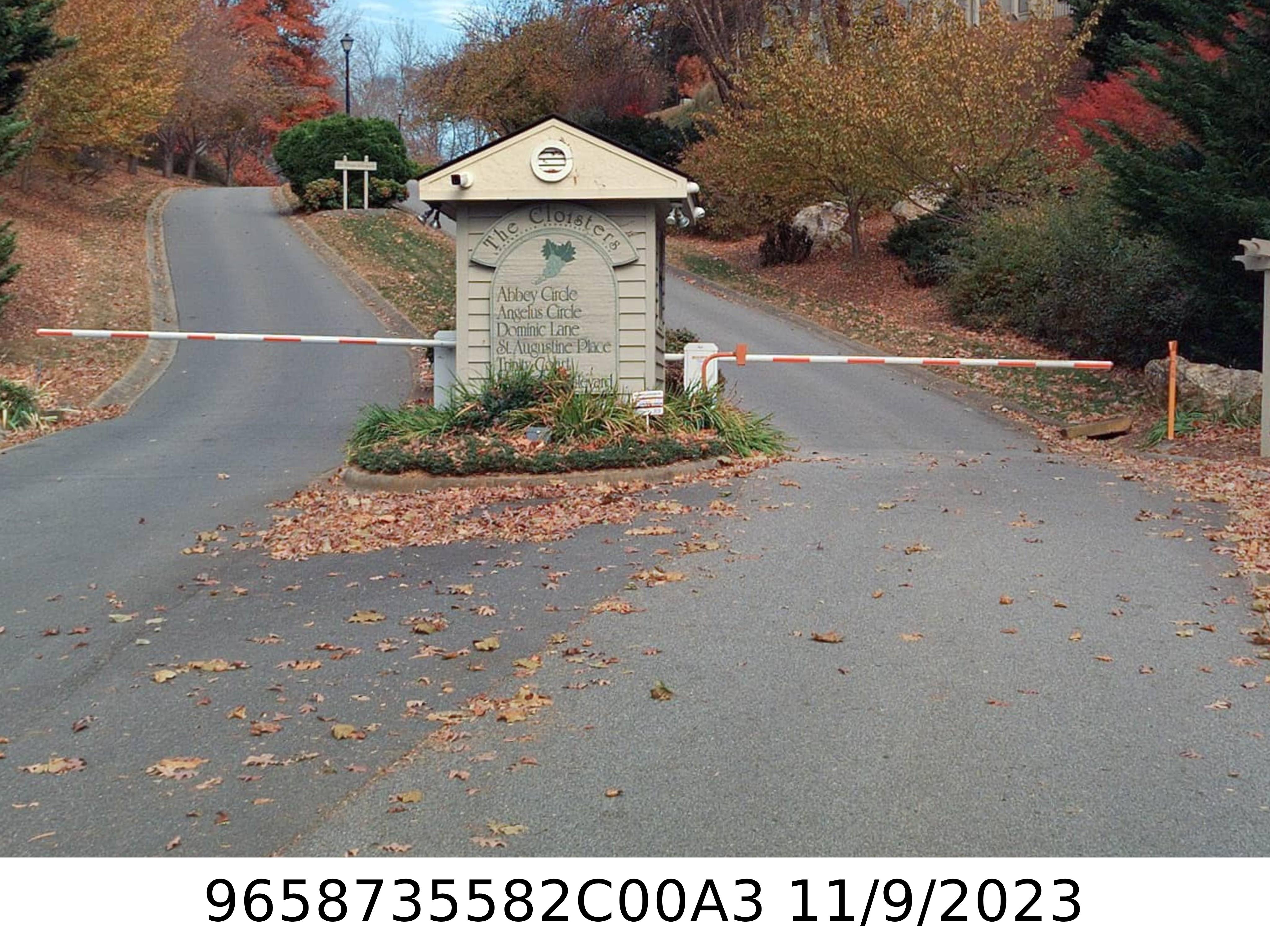 A picture of the property located at 103 ABBEY CIR, ASHEVILLE NC 28805.