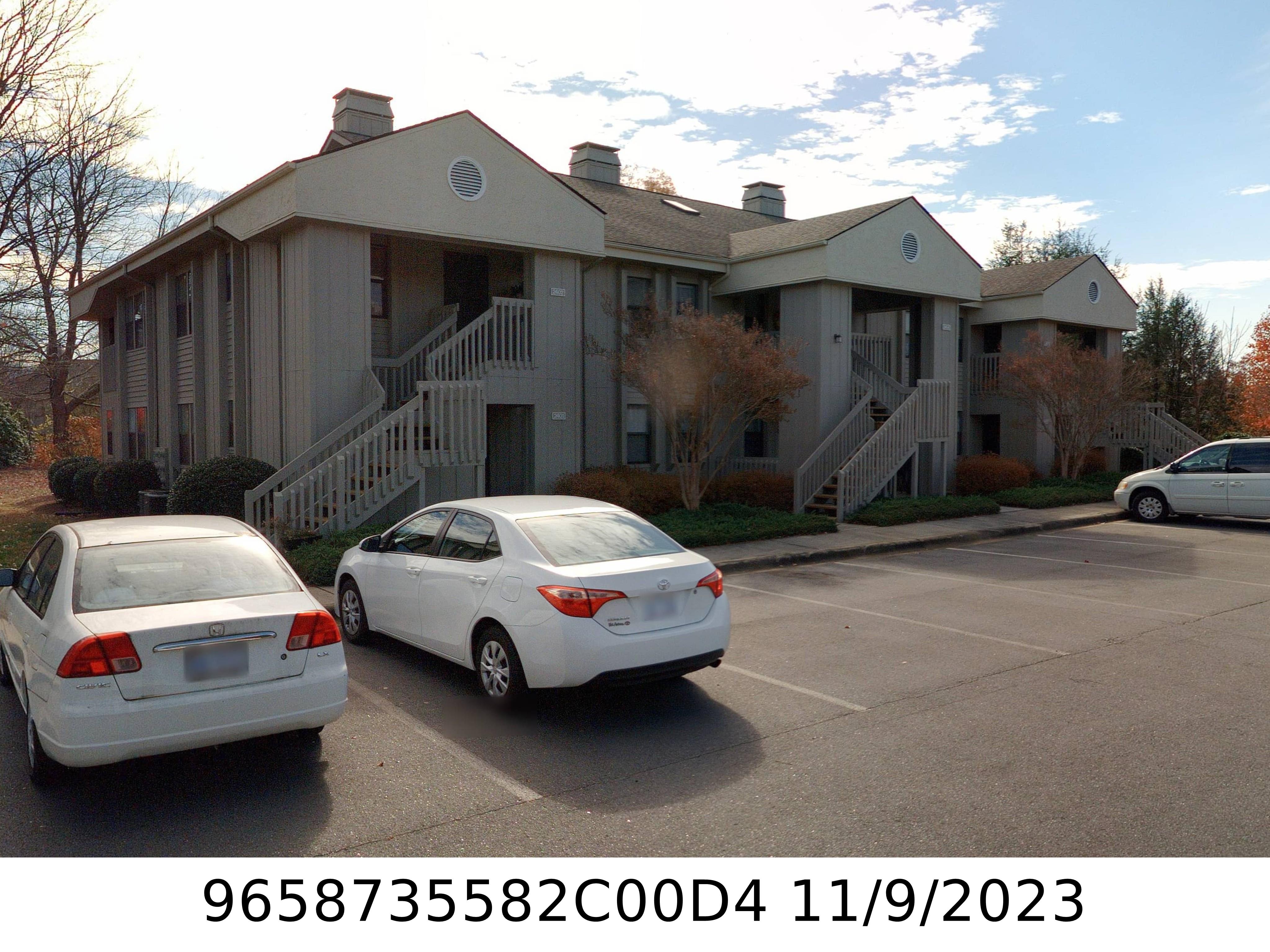 A picture of the property located at 404 ABBEY CIR, ASHEVILLE NC 28805.