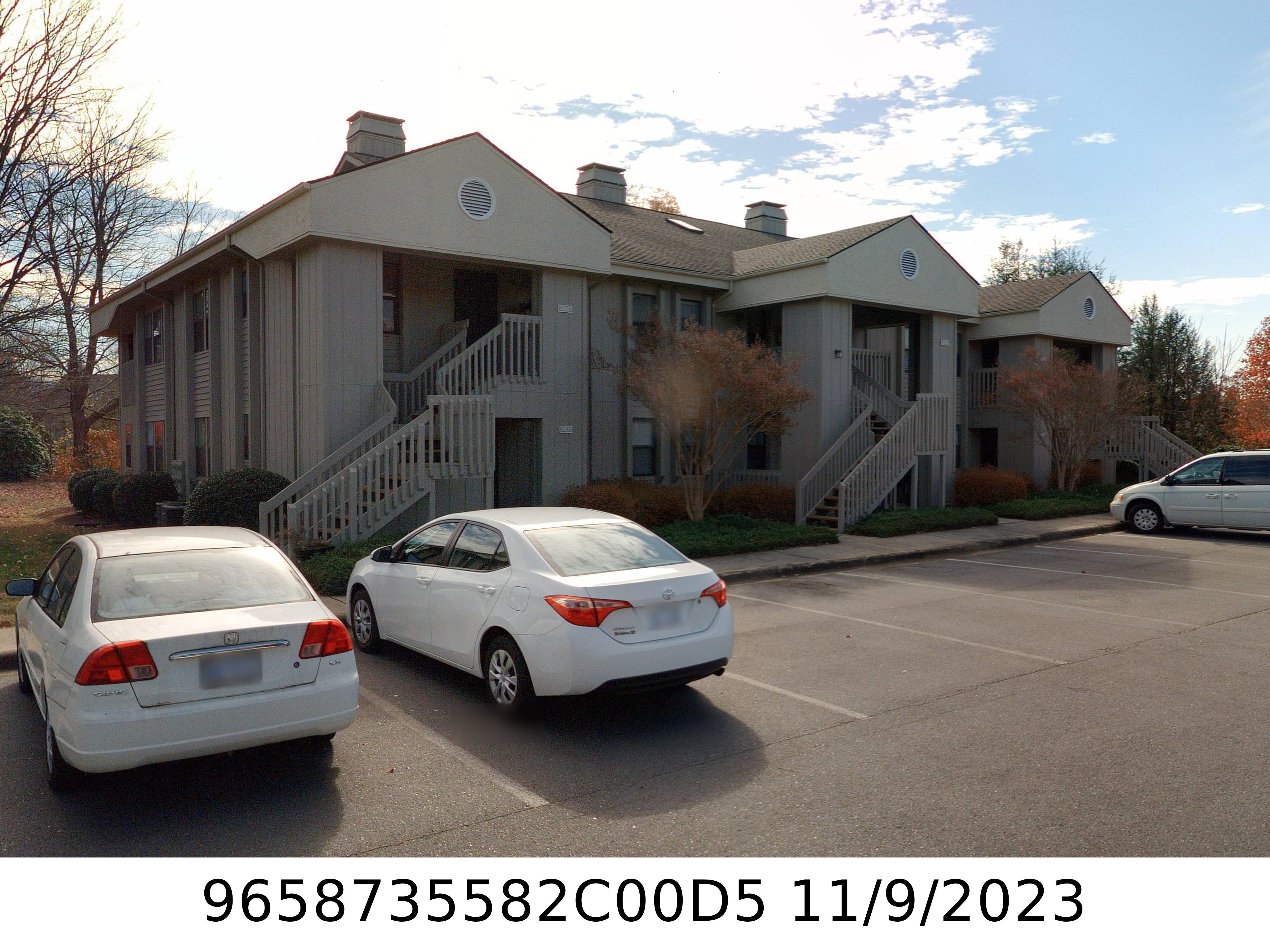 A picture of the property located at 405 ABBEY CIR, ASHEVILLE NC 28805.