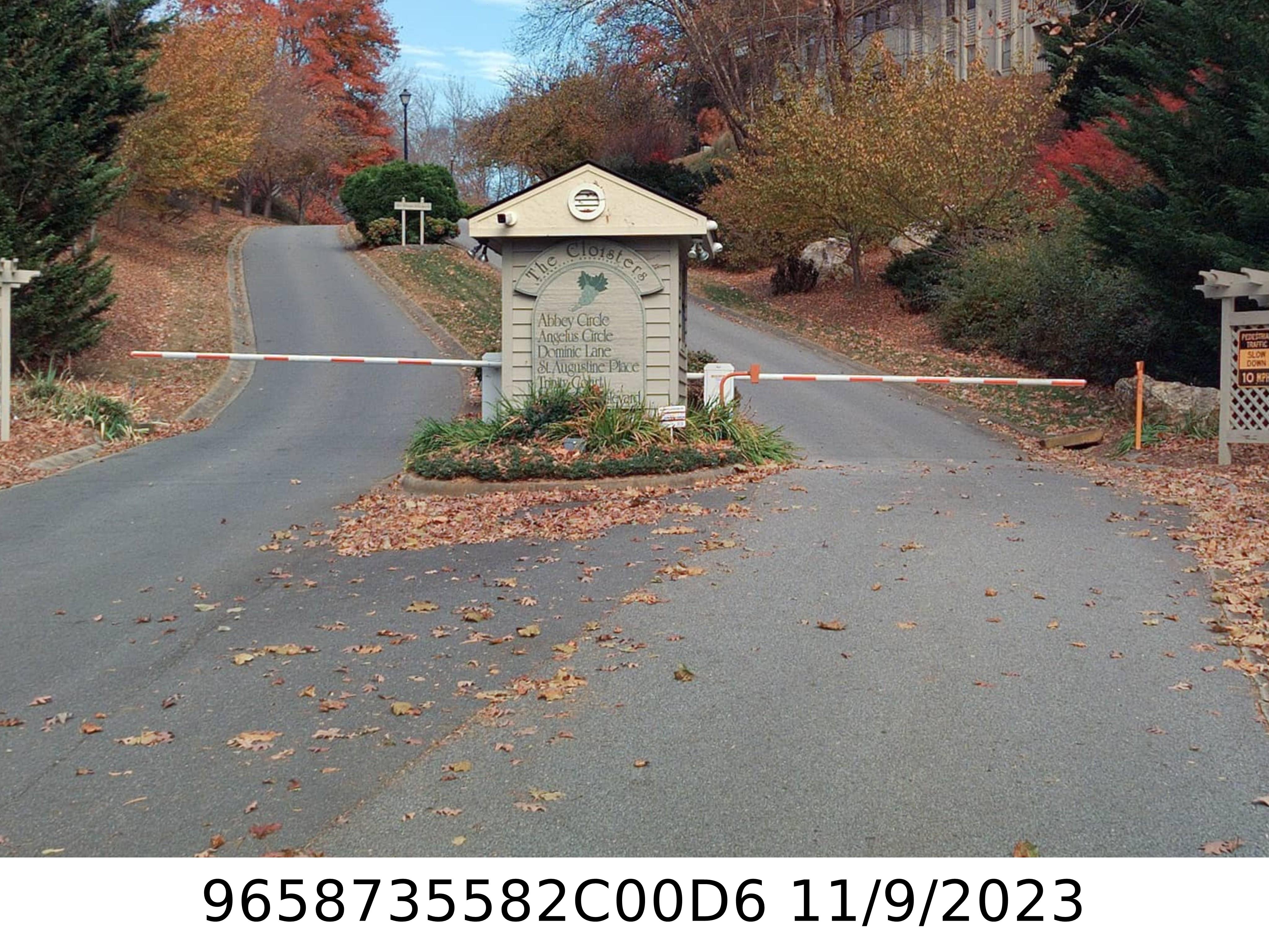 A picture of the property located at 406 ABBEY CIR, ASHEVILLE NC 28805.