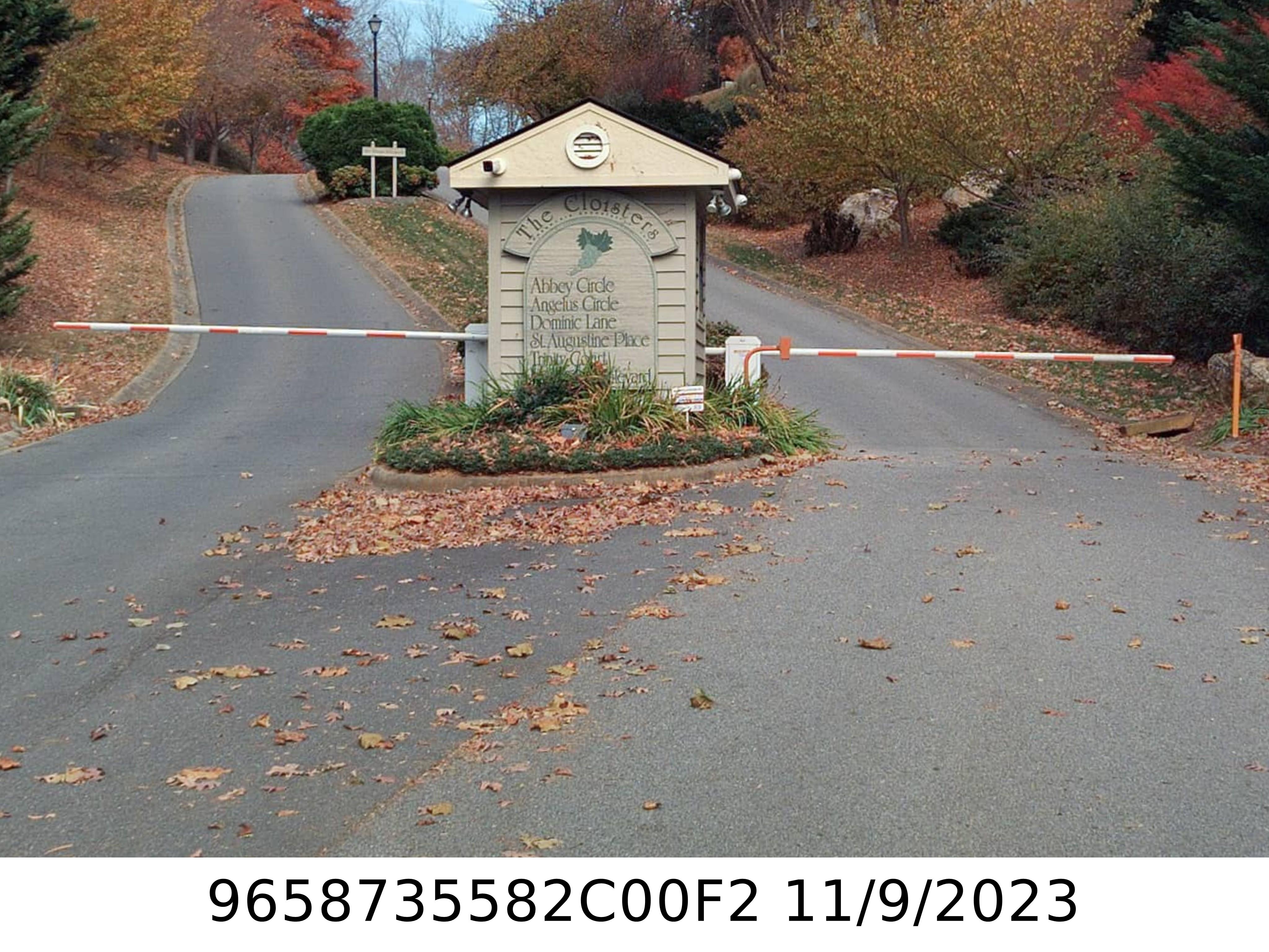 A picture of the property located at 602 ABBEY CIR, ASHEVILLE NC 28805.