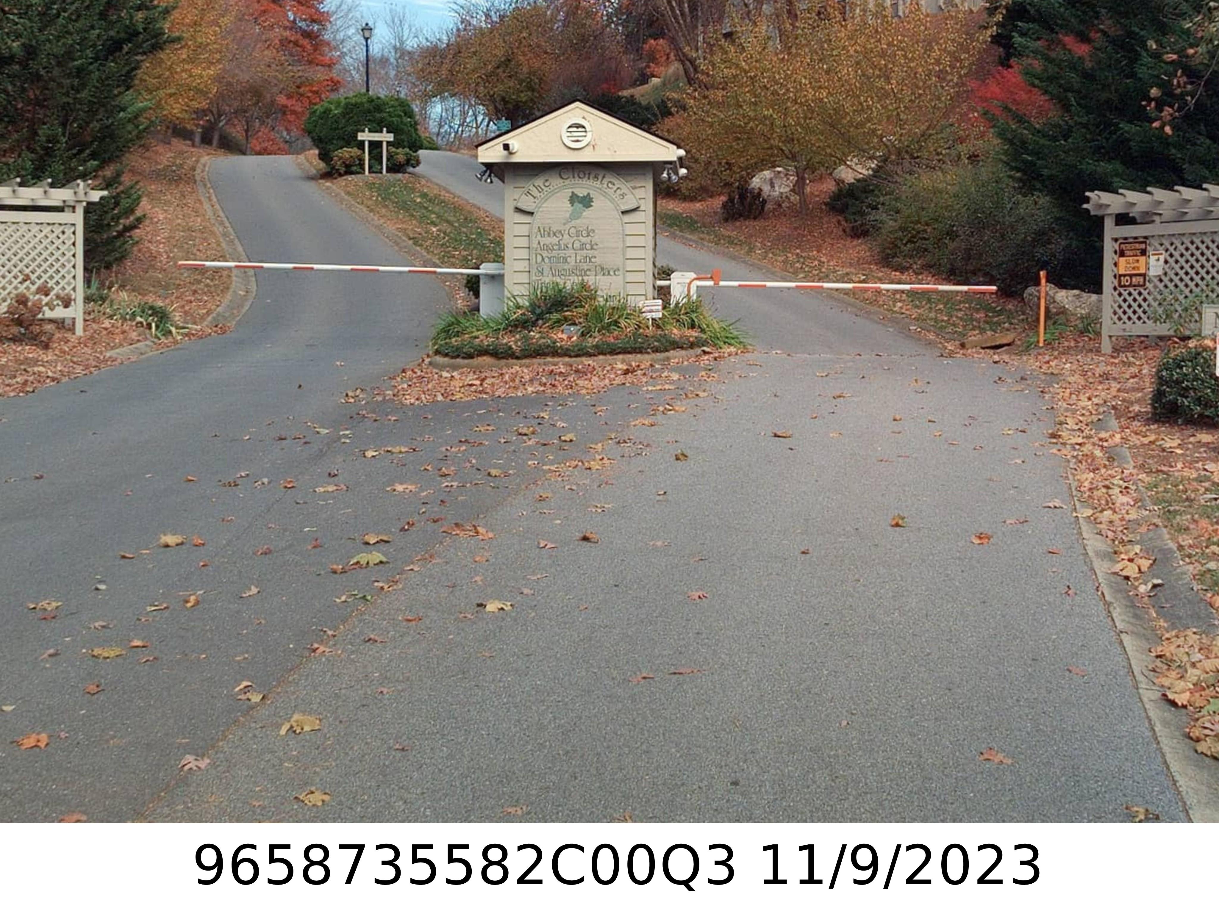 A picture of the property located at 1703 ABBEY CIR, ASHEVILLE NC 28805.