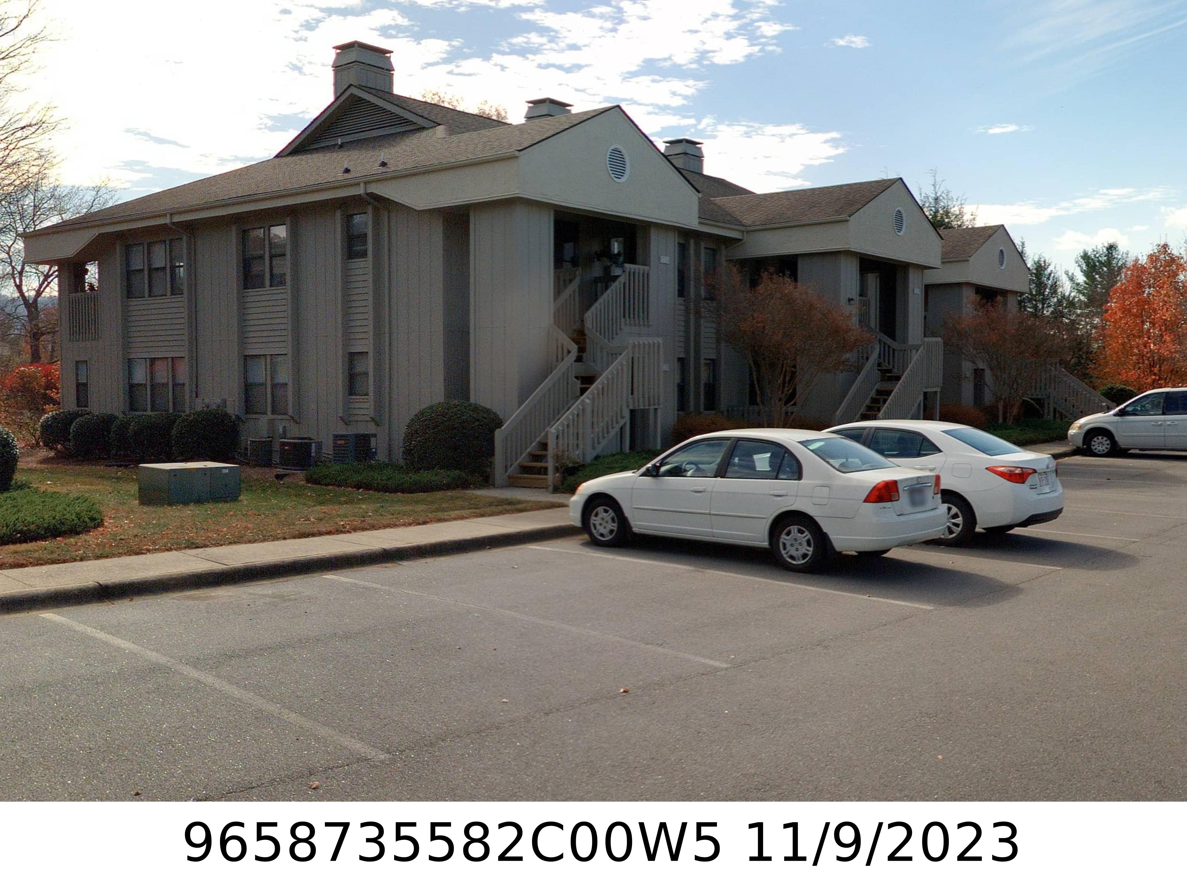 A picture of the property located at 2305 ABBEY CIR, ASHEVILLE NC 28805.
