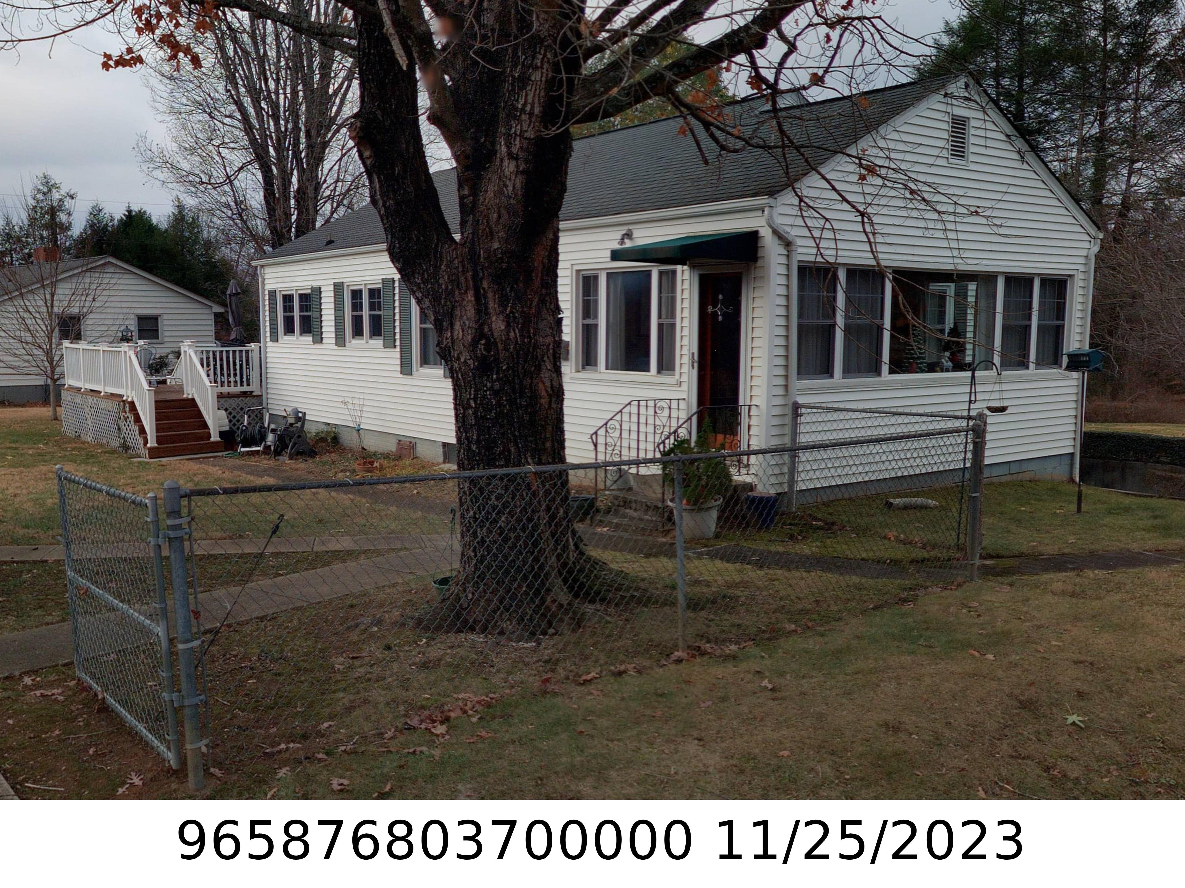 A picture of the property located at 217 GOVERNORS VIEW RD, ASHEVILLE NC 28805.