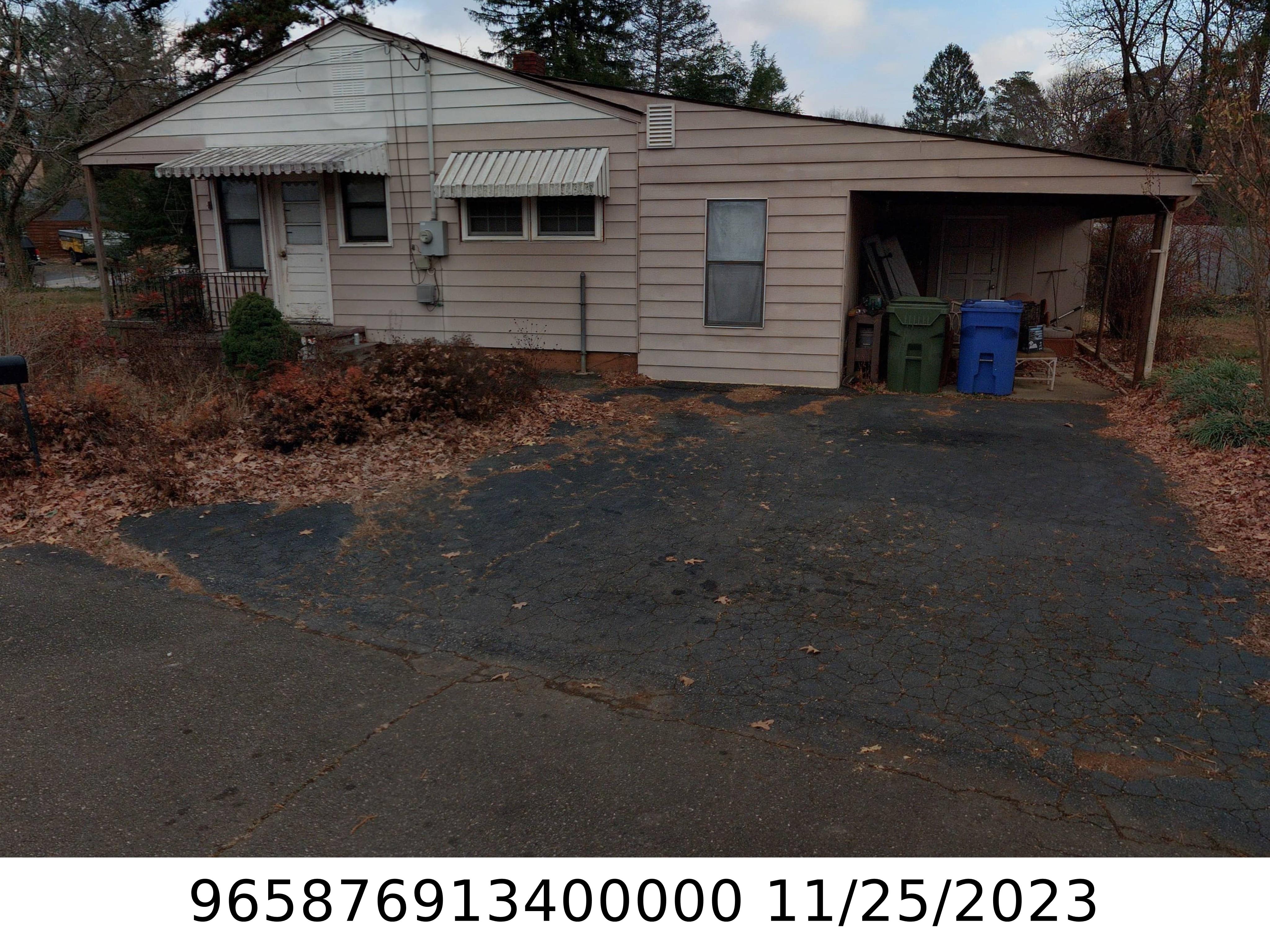 A picture of the property located at 219 GOVERNORS VIEW RD, ASHEVILLE NC 28805.