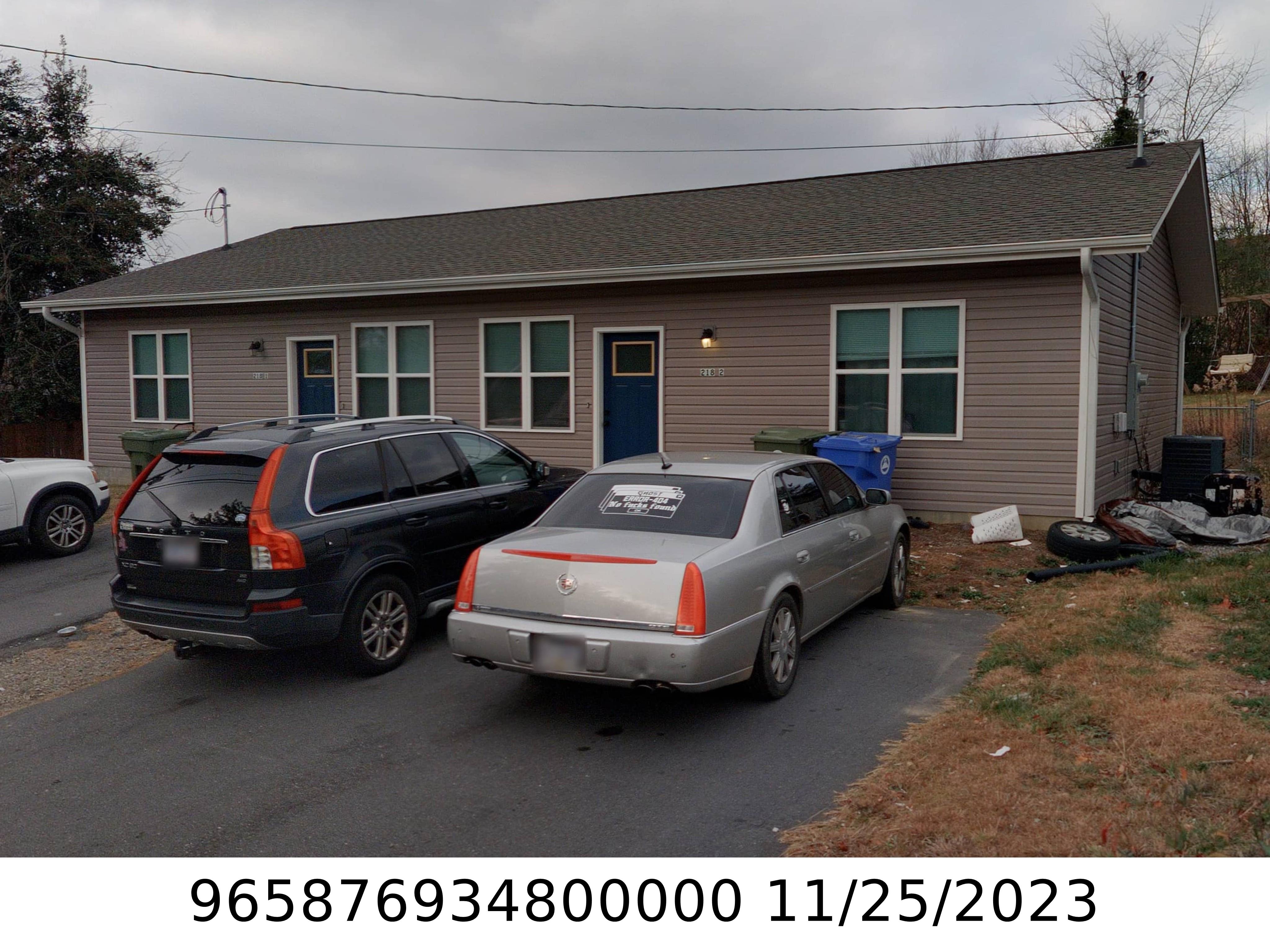 A picture of the property located at 218 GOVERNORS VIEW RD, ASHEVILLE NC 28805.