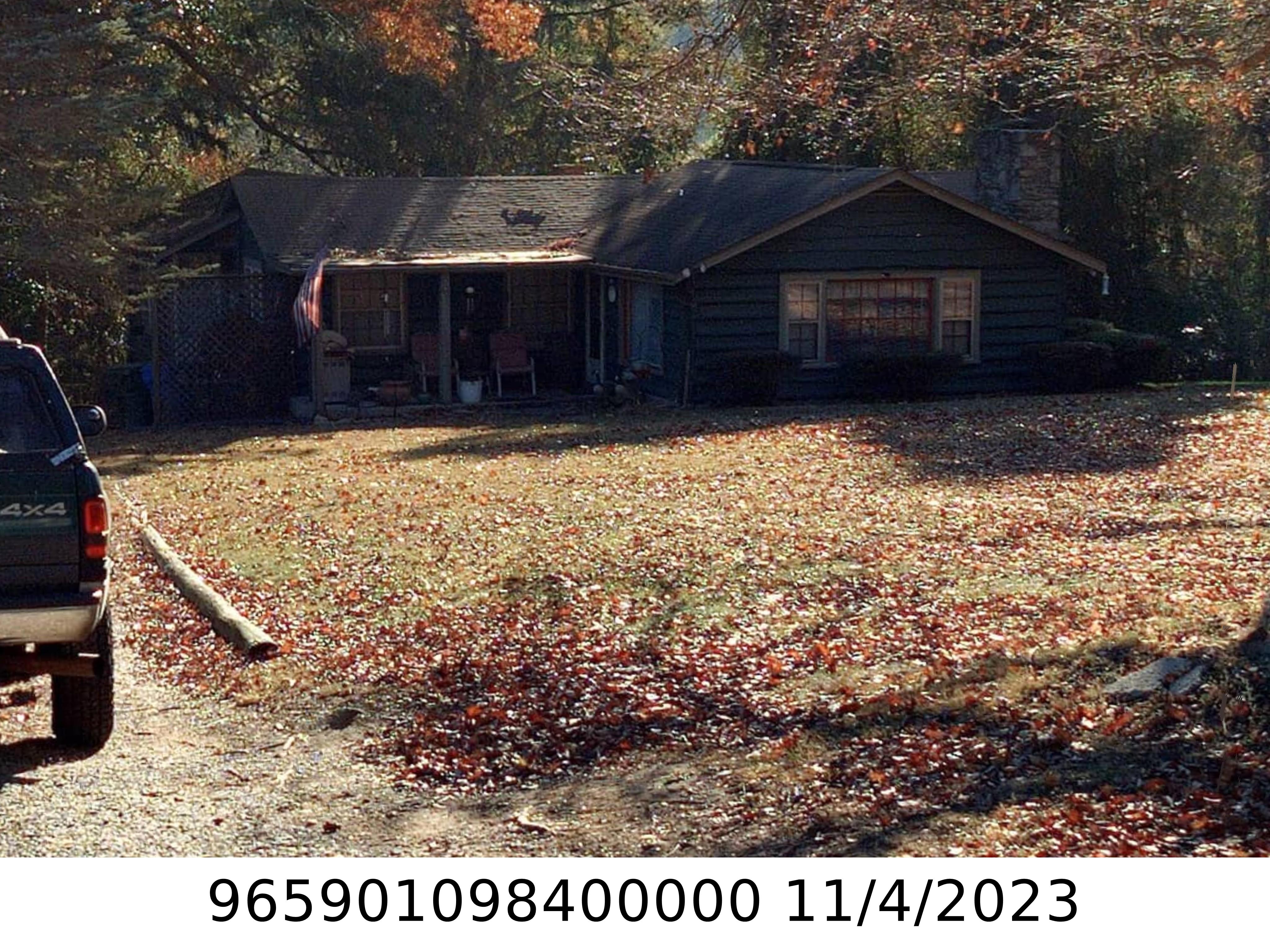 A picture of the property located at 42 OLD CHUNNS COVE RD, ASHEVILLE NC 28805.