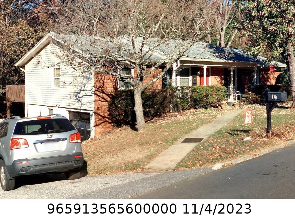 A picture of the property located at 18 MOUNTAINBROOK RD, ASHEVILLE NC 28805.
