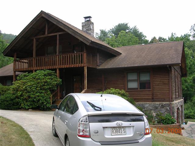 A picture of the property located at 389 CHUNNS COVE RD #A, ASHEVILLE NC 28805.