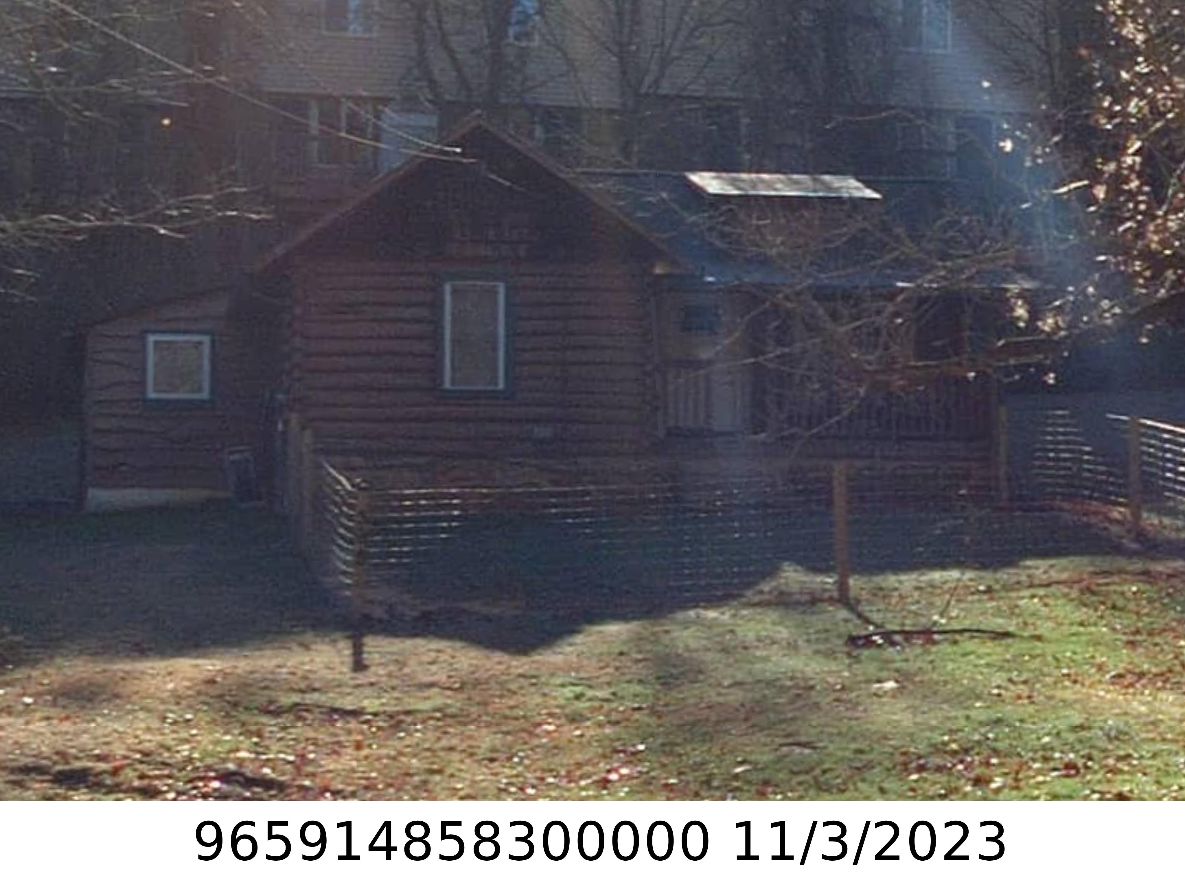 A picture of the property located at 393 CHUNNS COVE RD, ASHEVILLE NC 28805.