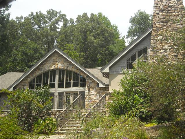 A picture of the property located at 500 CHUNNS COVE RD, ASHEVILLE NC 28805.
