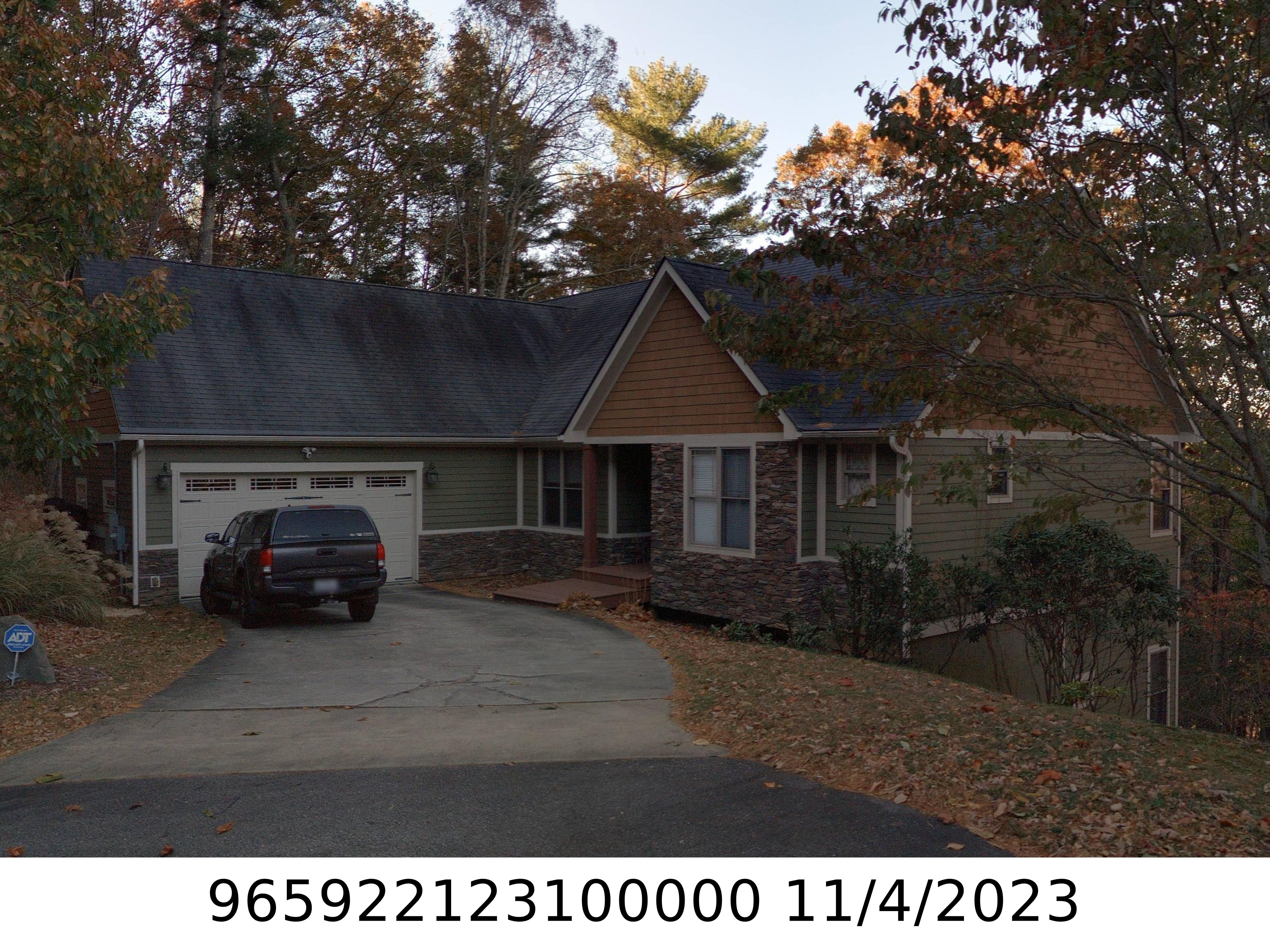 A picture of the property located at 9 STEGALL LN, ASHEVILLE NC 28805.