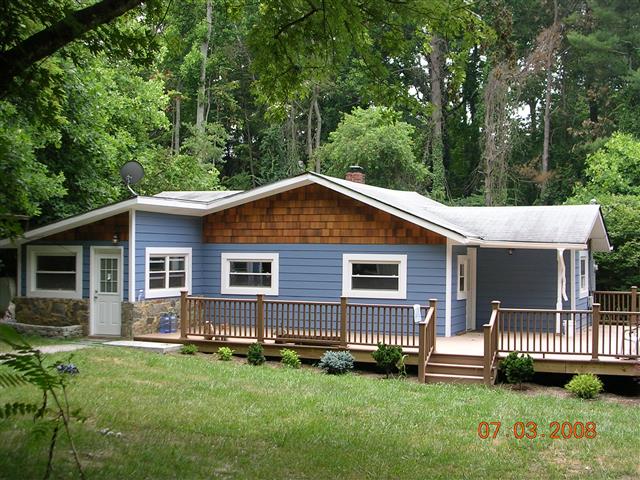 A picture of the property located at 389 CHUNNS COVE RD # 200, ASHEVILLE NC 28805.